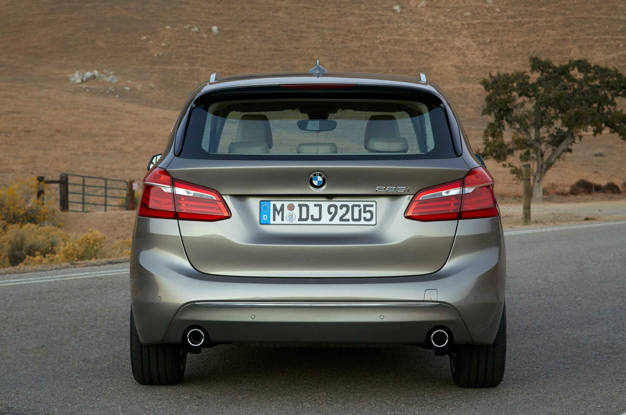 BMW 2 Series, Active Tourer, 2016 Model, Photos, Momentcar, 2050x1360 HD Desktop