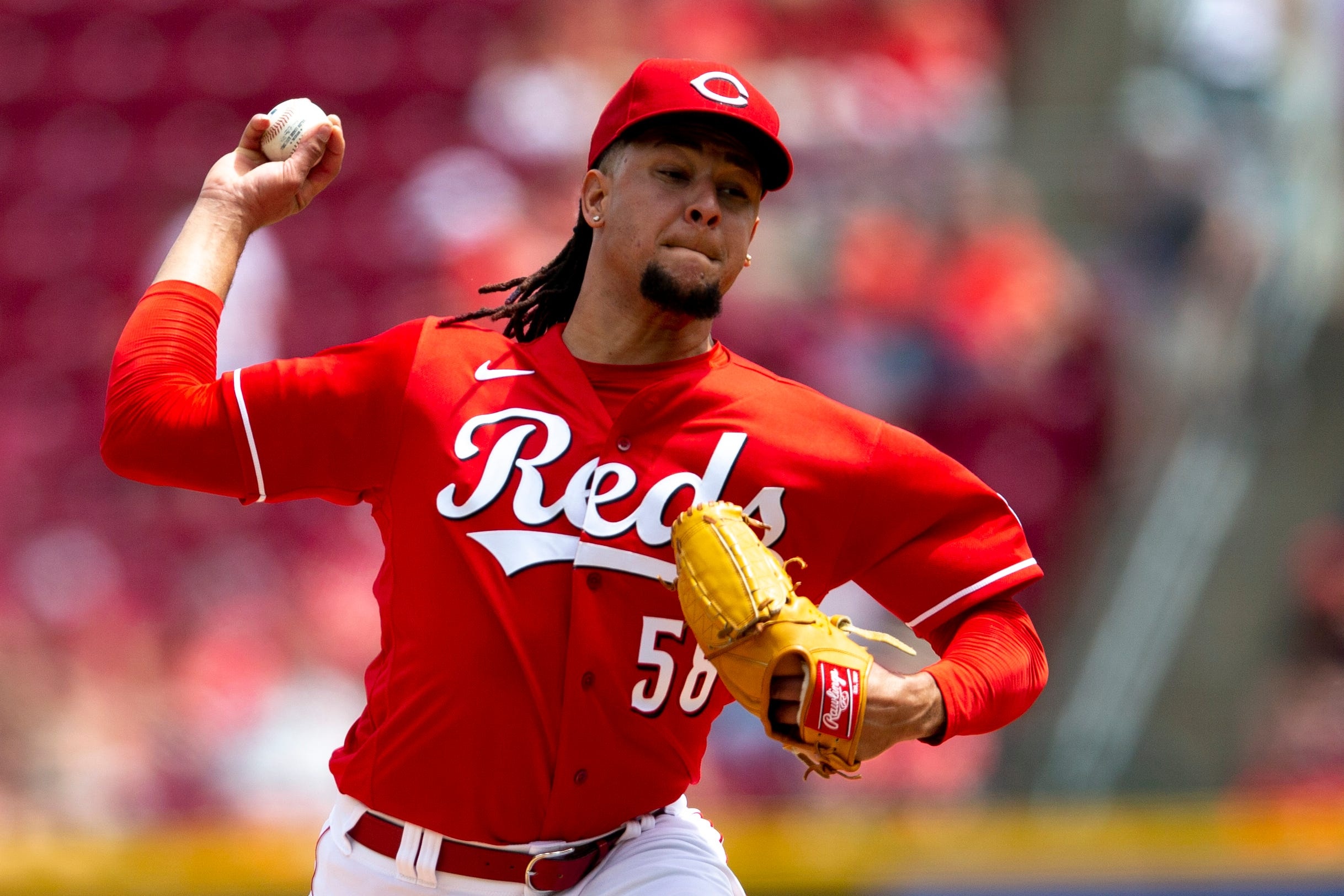 Cincinnati Reds, Sports, Selected to all-star game, Luis castillo, 2440x1630 HD Desktop