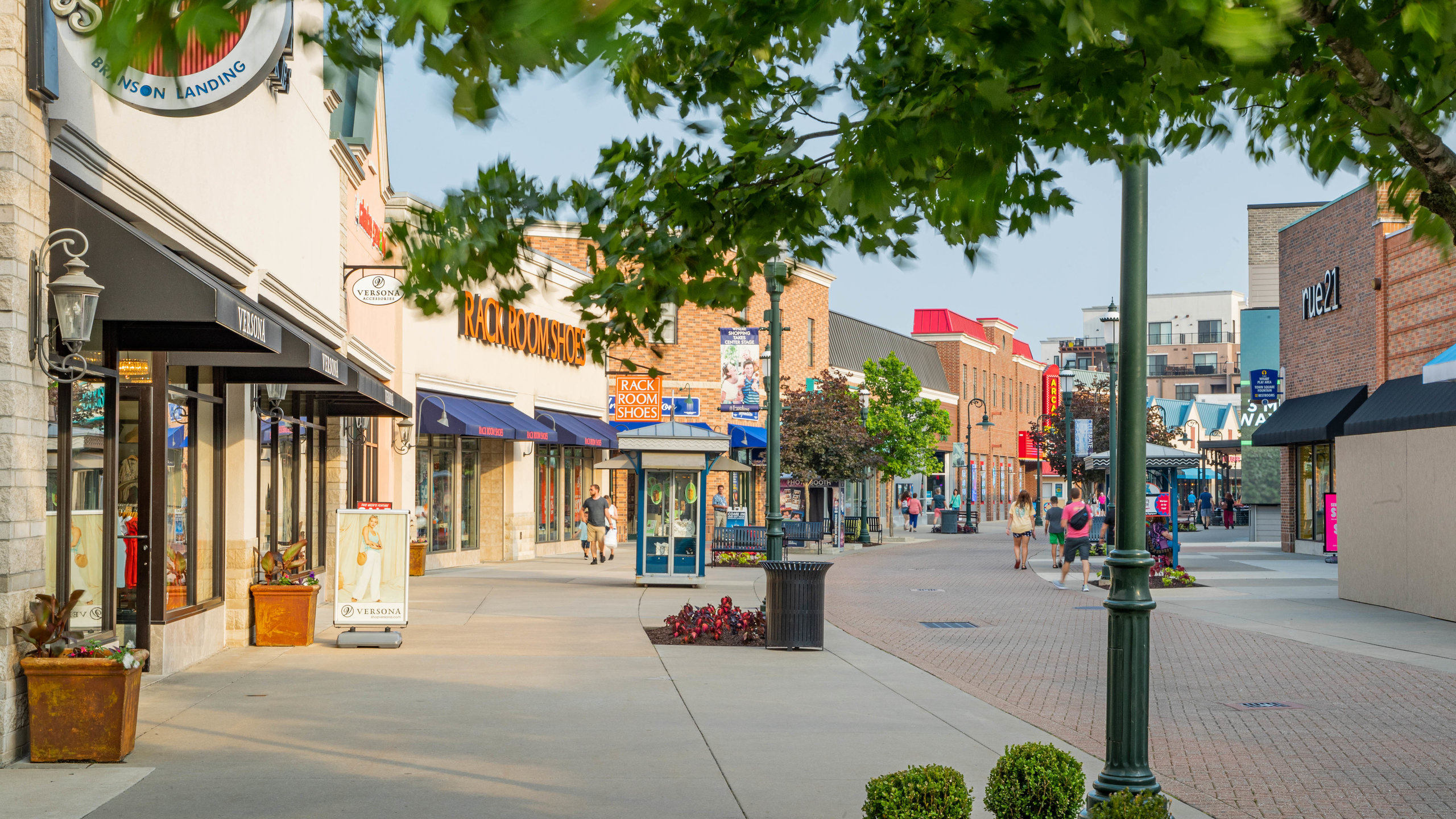 Branson Landing, Cabin rentals, 2560x1440 HD Desktop