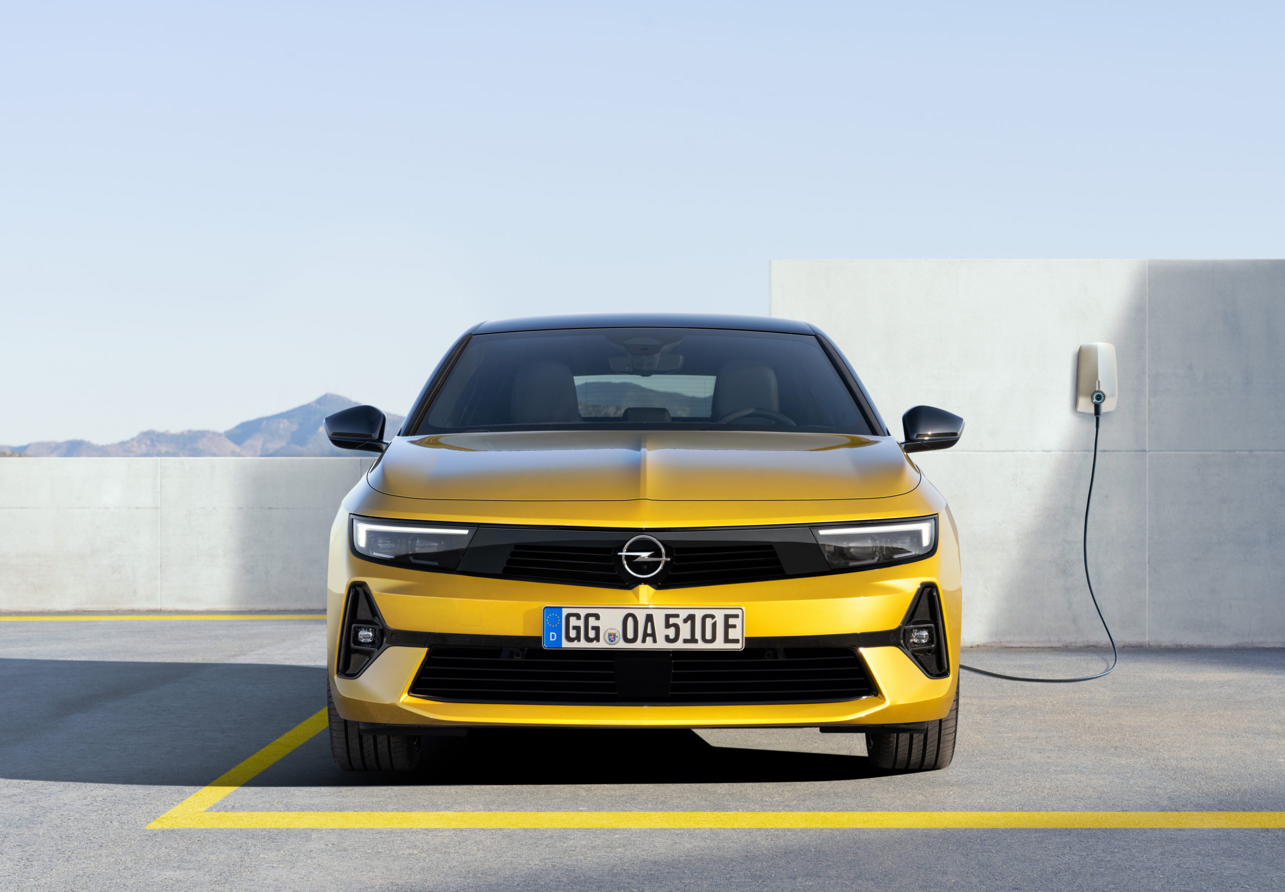 Plug-in Hybrid, Opel Astra Wallpaper, 2560x1780 HD Desktop