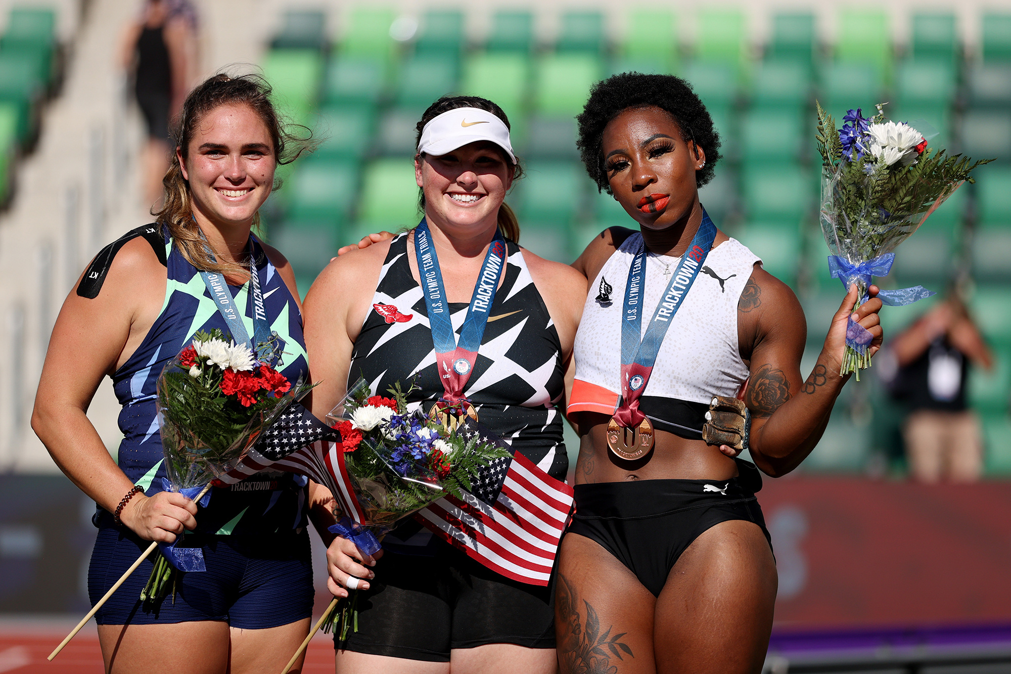 DeAnna Price, Gwen Berry, Olympic hammer thrower, 2000x1340 HD Desktop