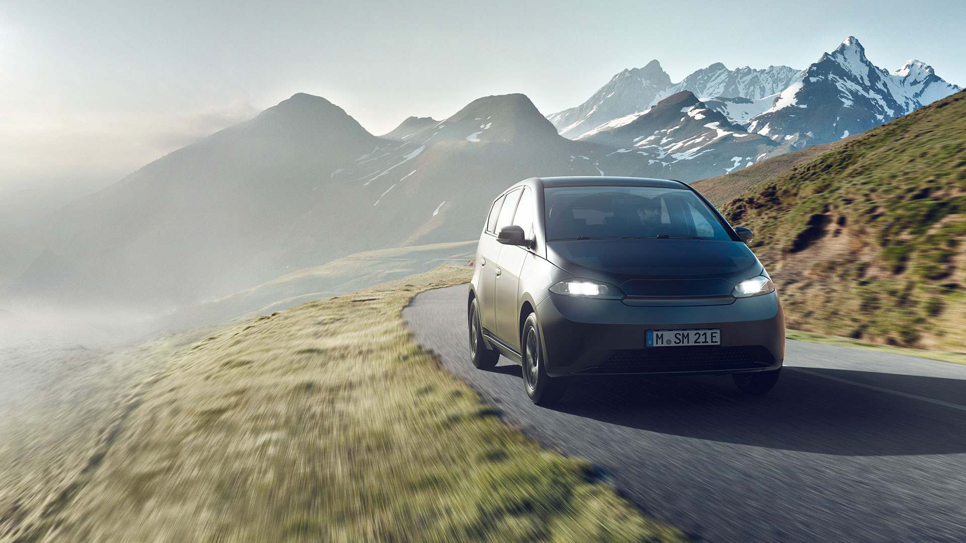 Sono Motors, German electric vehicle startup, IPO success, Innovation in the automotive industry, 1920x1080 Full HD Desktop