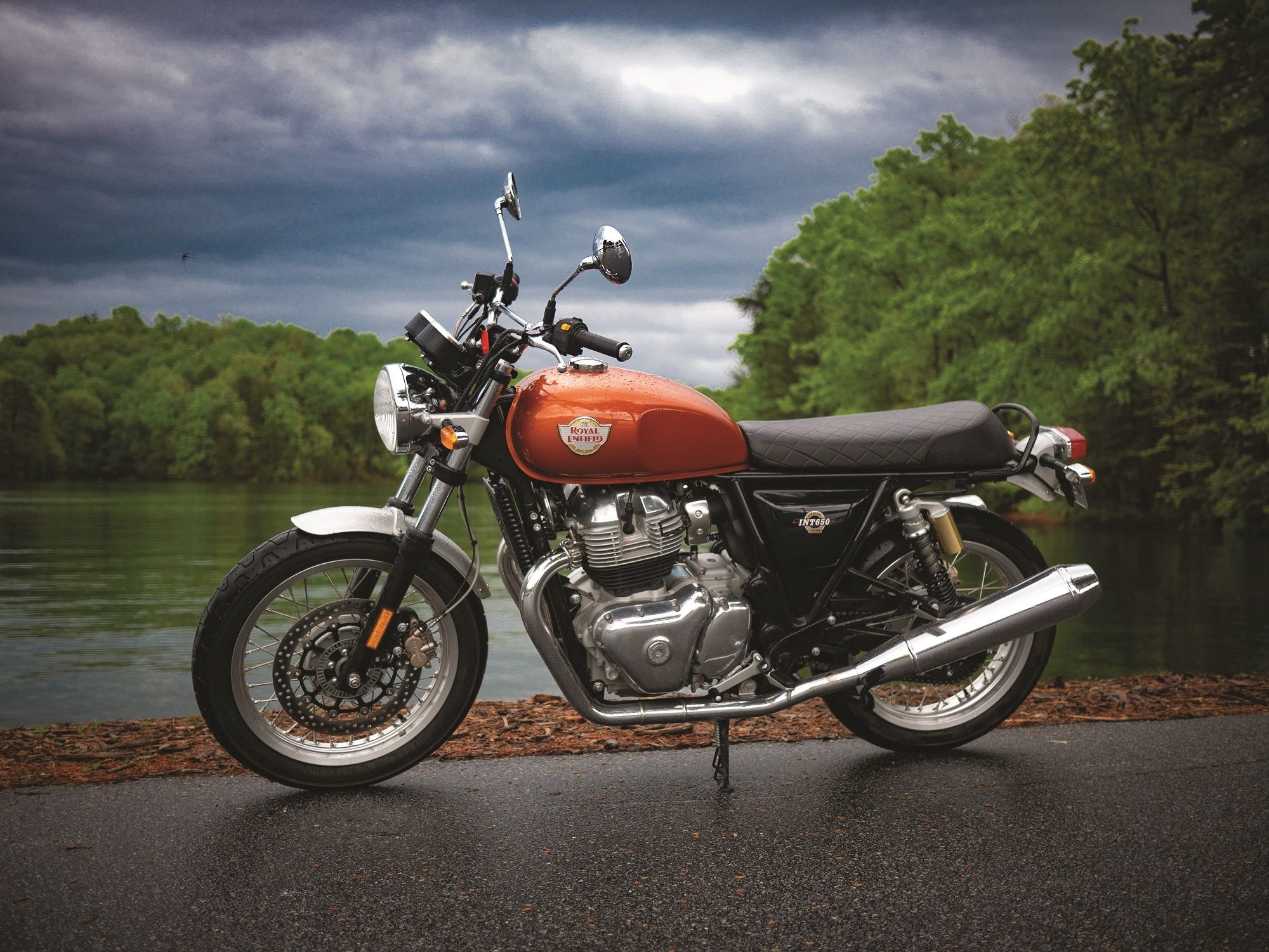 Royal Enfield Interceptor 650, Lakeside asphalt road, Dramatic overcast sky, HD Desktop wallpaper