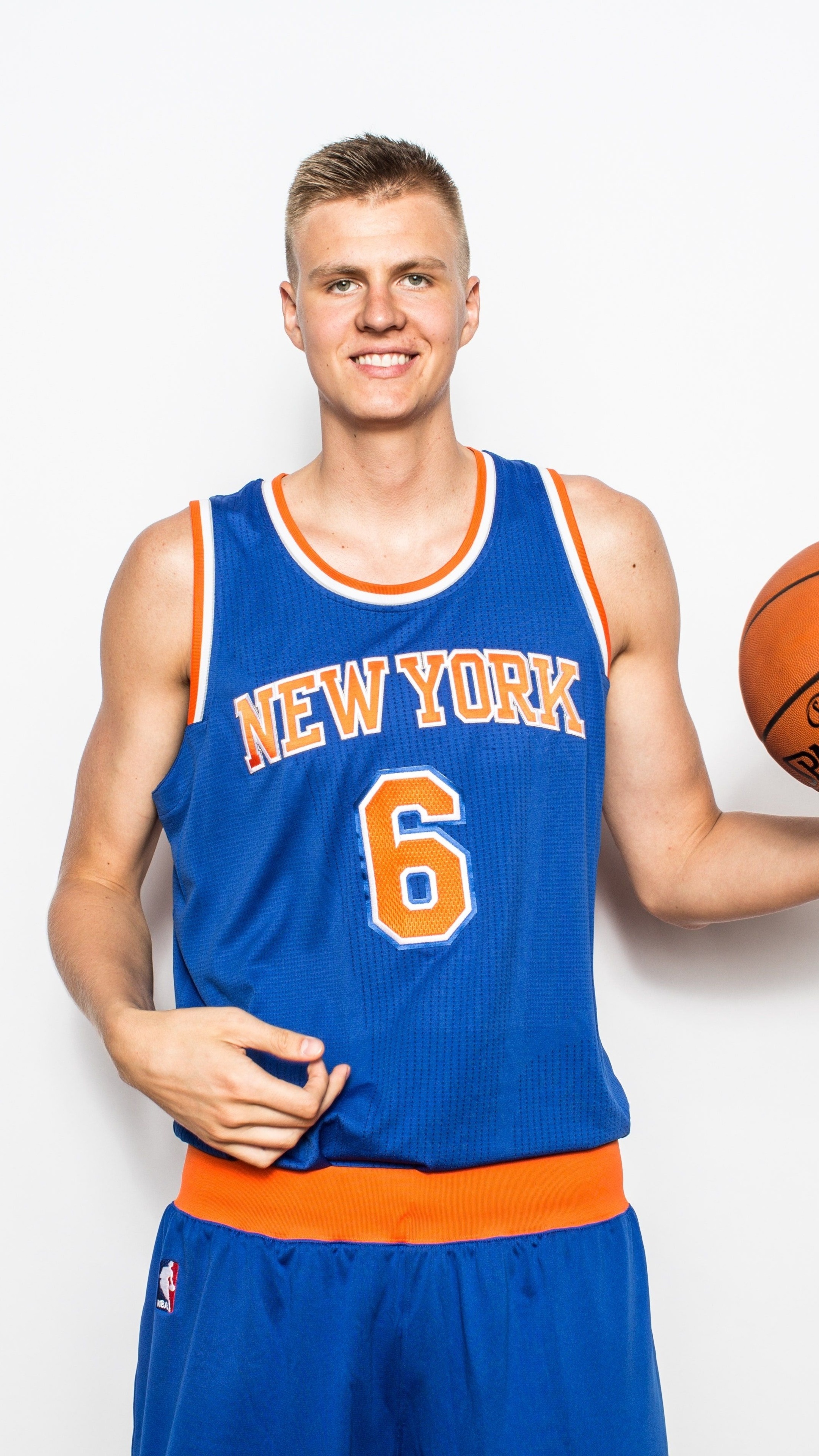 New York Knicks, Kristaps Porzingis Wallpaper, 2160x3840 4K Phone