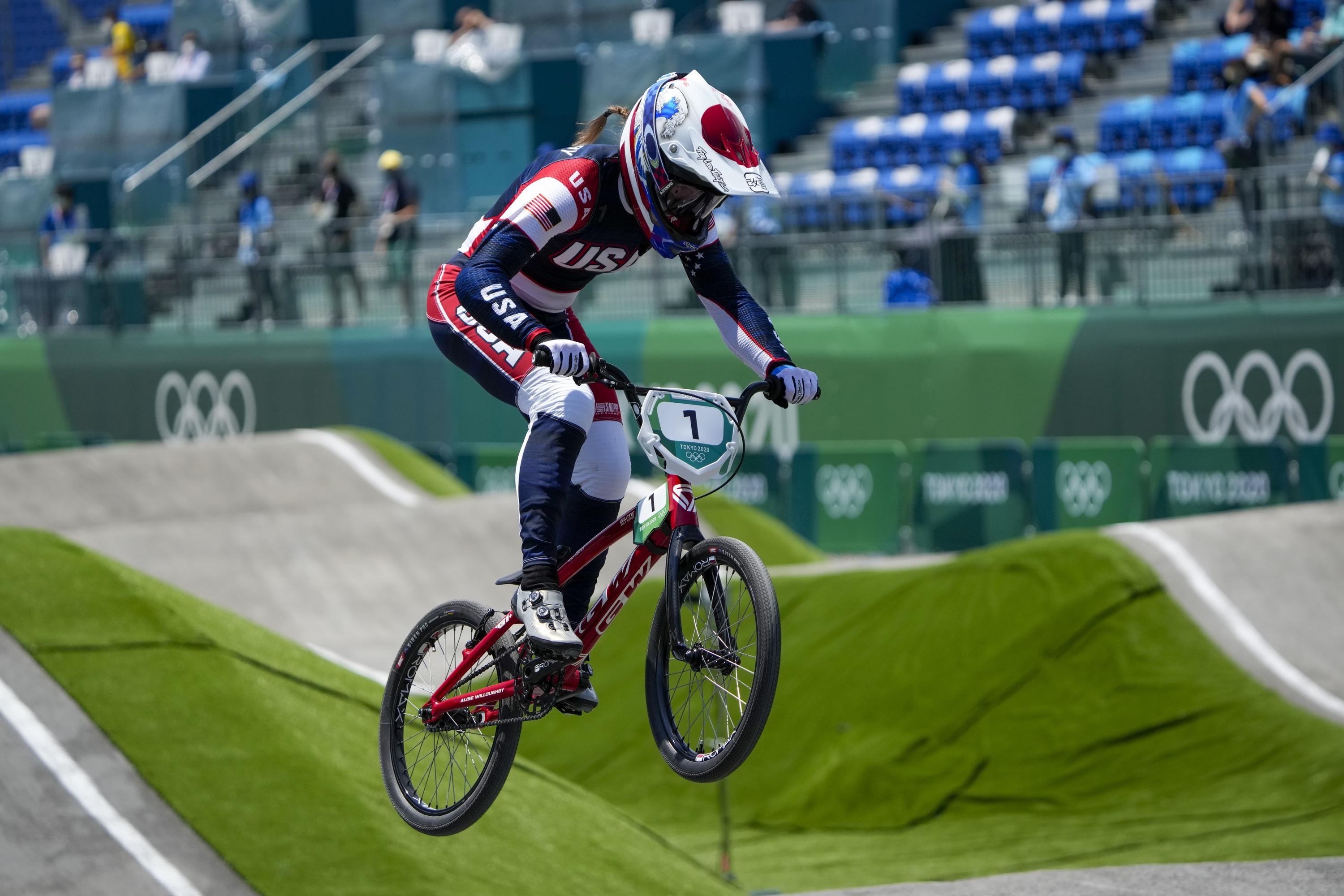 Alise Willoughby, Cycling BMX Racing Wallpaper, 3000x2000 HD Desktop