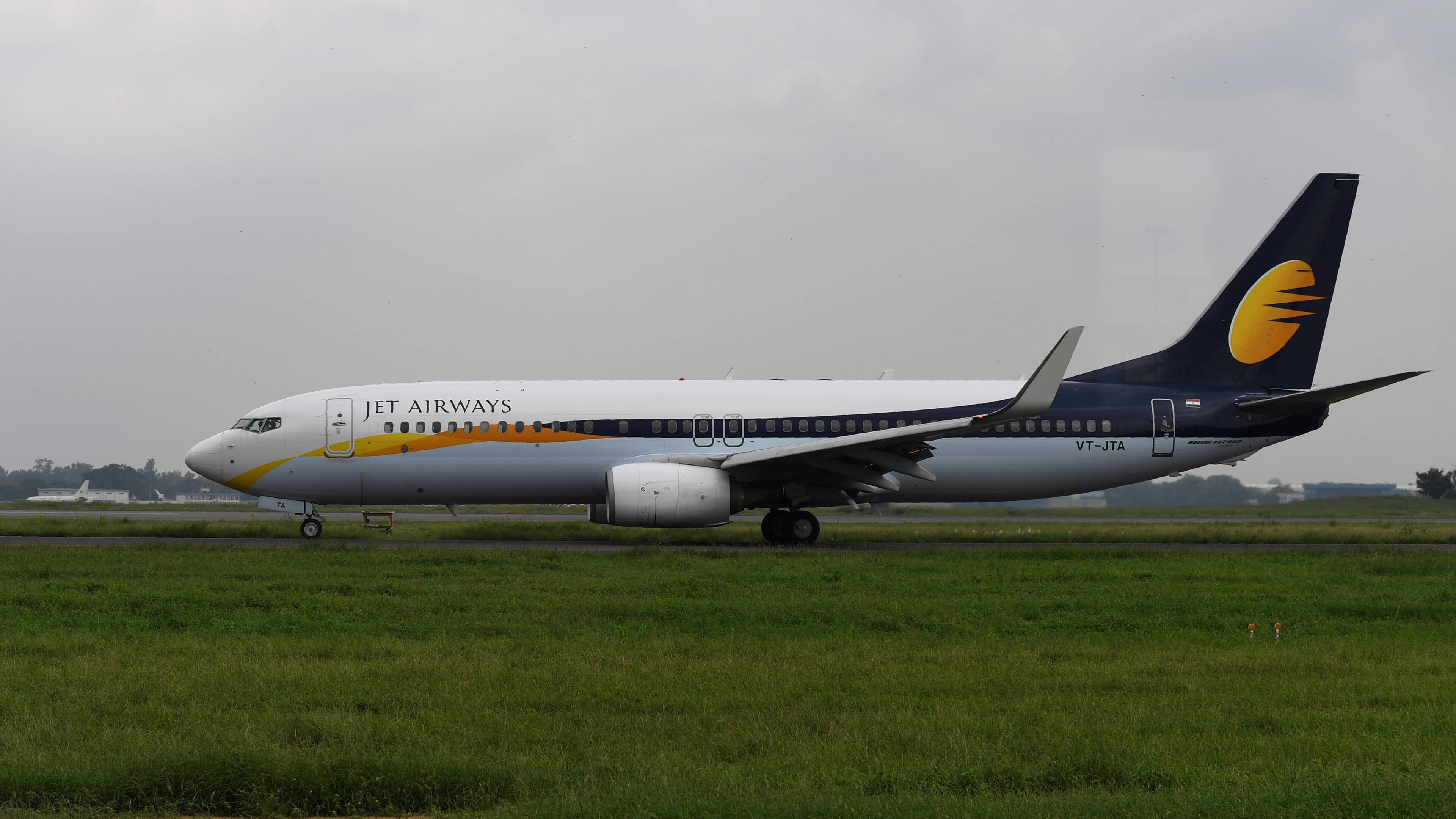 Jet Airways, India bankruptcy, Preventing financial collapse, NOS, 3840x2160 4K Desktop