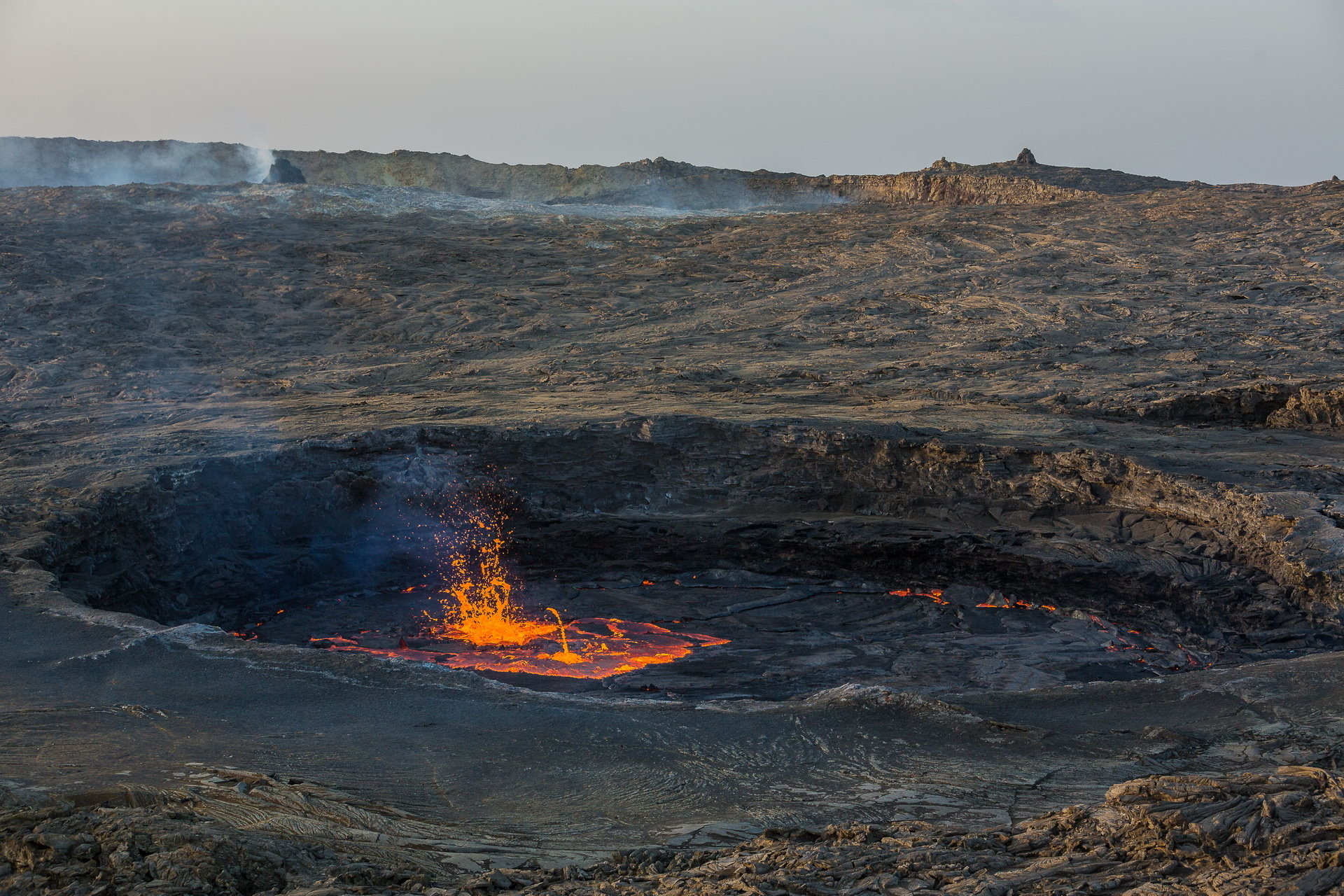 Erta Ale Volcano, Jane Price's talk, Afar depression, Geological exploration, 1920x1280 HD Desktop