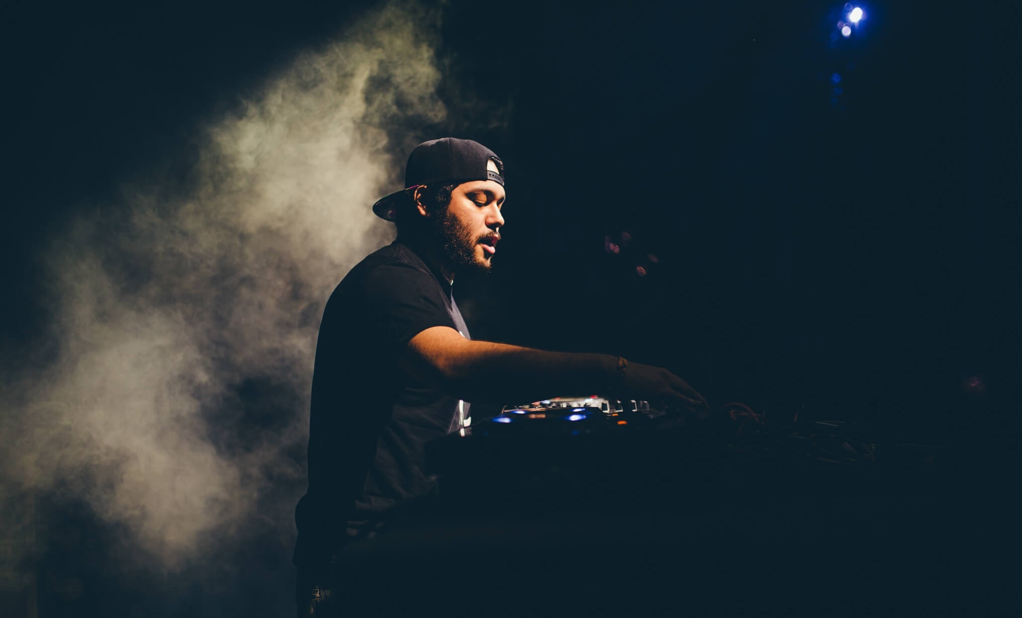 Deorro, Free download, Deorro wallpapers, 2040x1230 HD Desktop