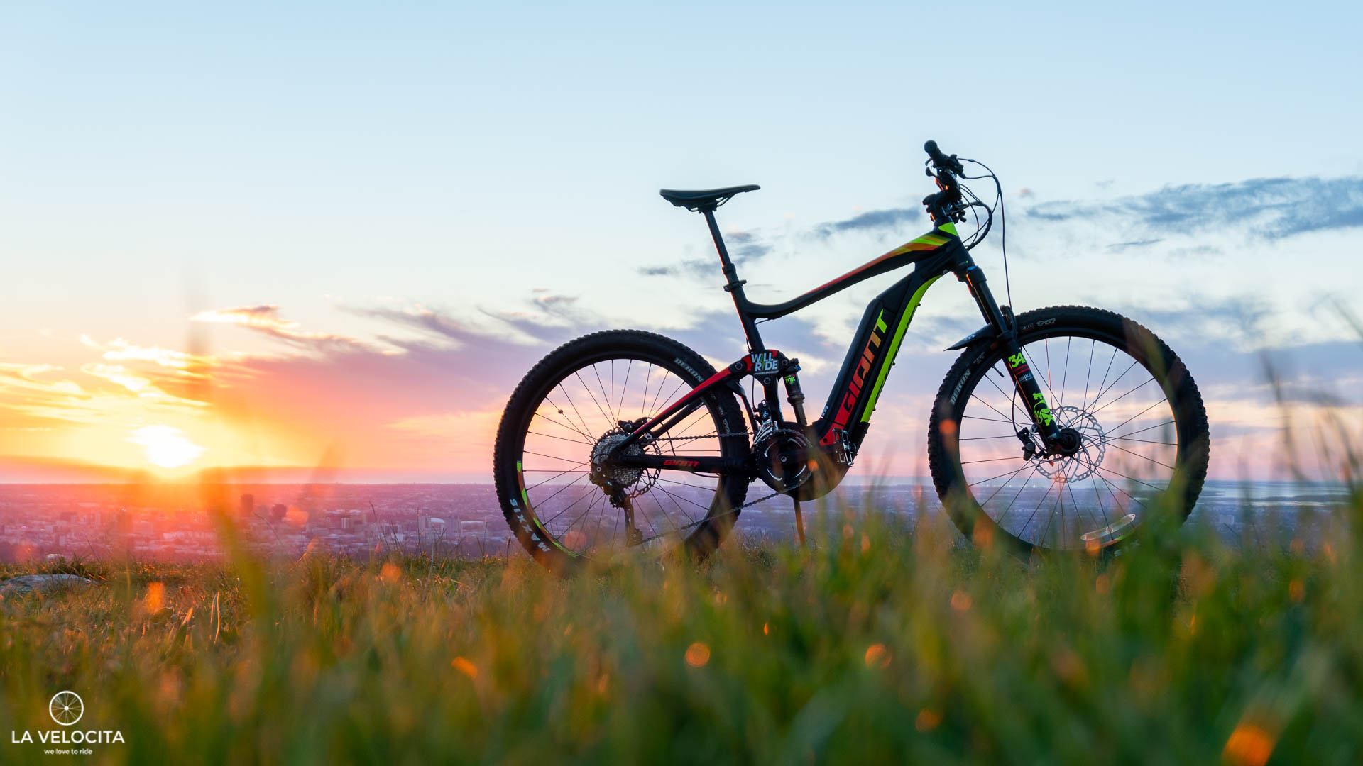 Full-E+ 1 Pro, Giant Bikes Wallpaper, 1920x1080 Full HD Desktop