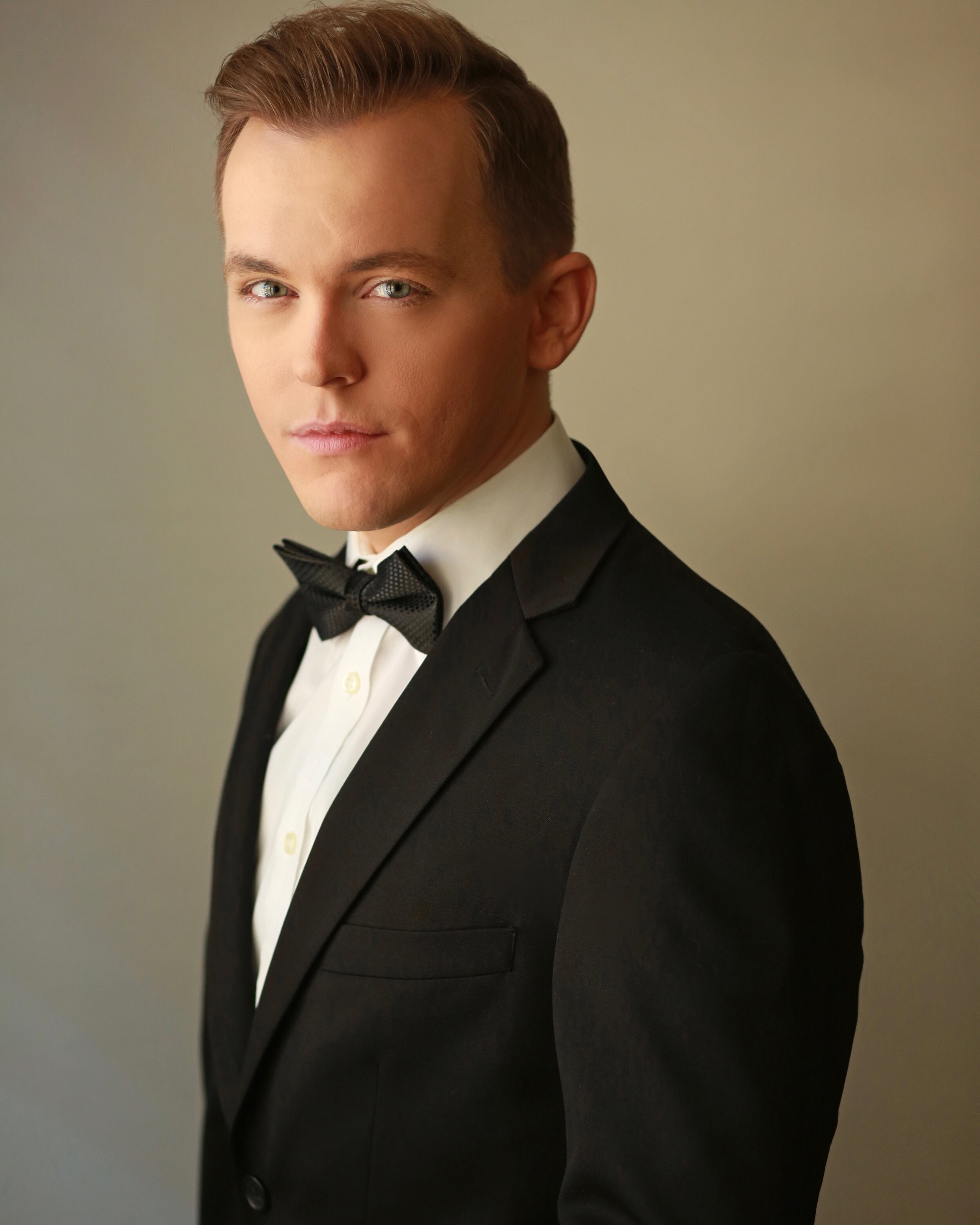 Conner Smith, Musical journey, Artistic growth, Evolution as an artist, 2500x3130 HD Phone