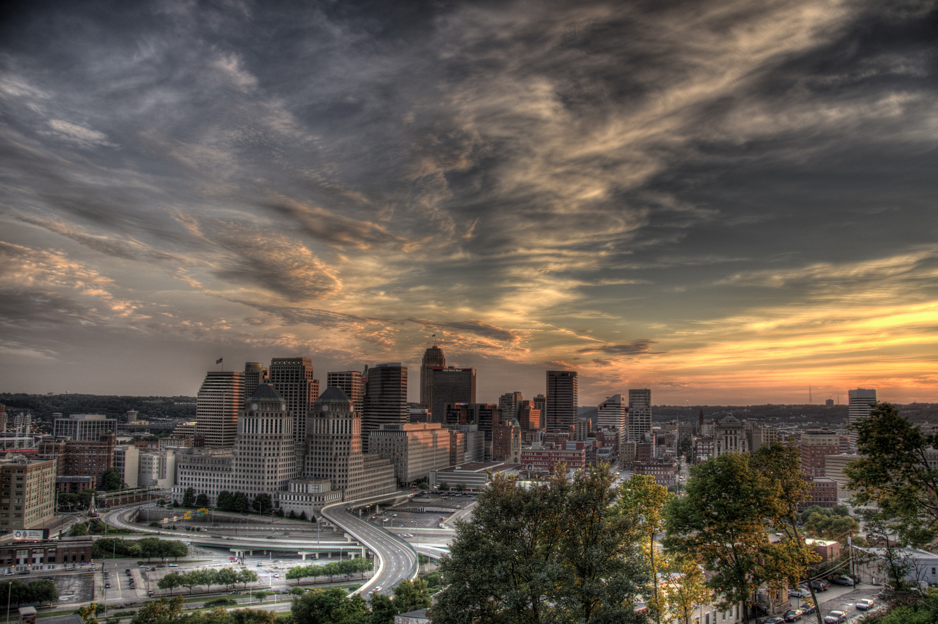 Cincinnati, Ohio travels, Ultimate guide, Eating and sleeping, 3000x2000 HD Desktop