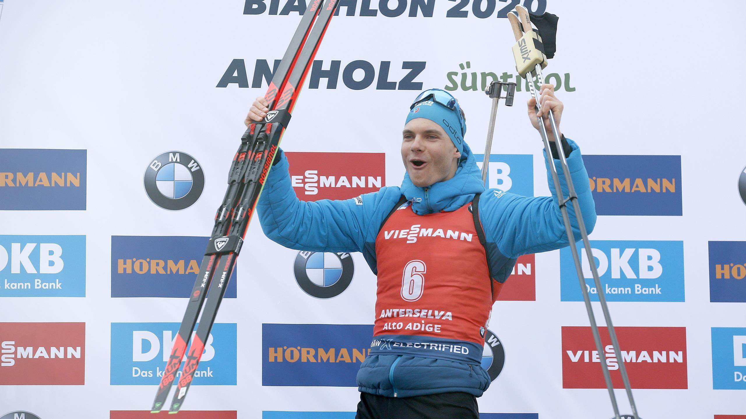 2020 Biathlon IBU World Cup, Emilien Jacquelin Wallpaper, 2560x1440 HD Desktop