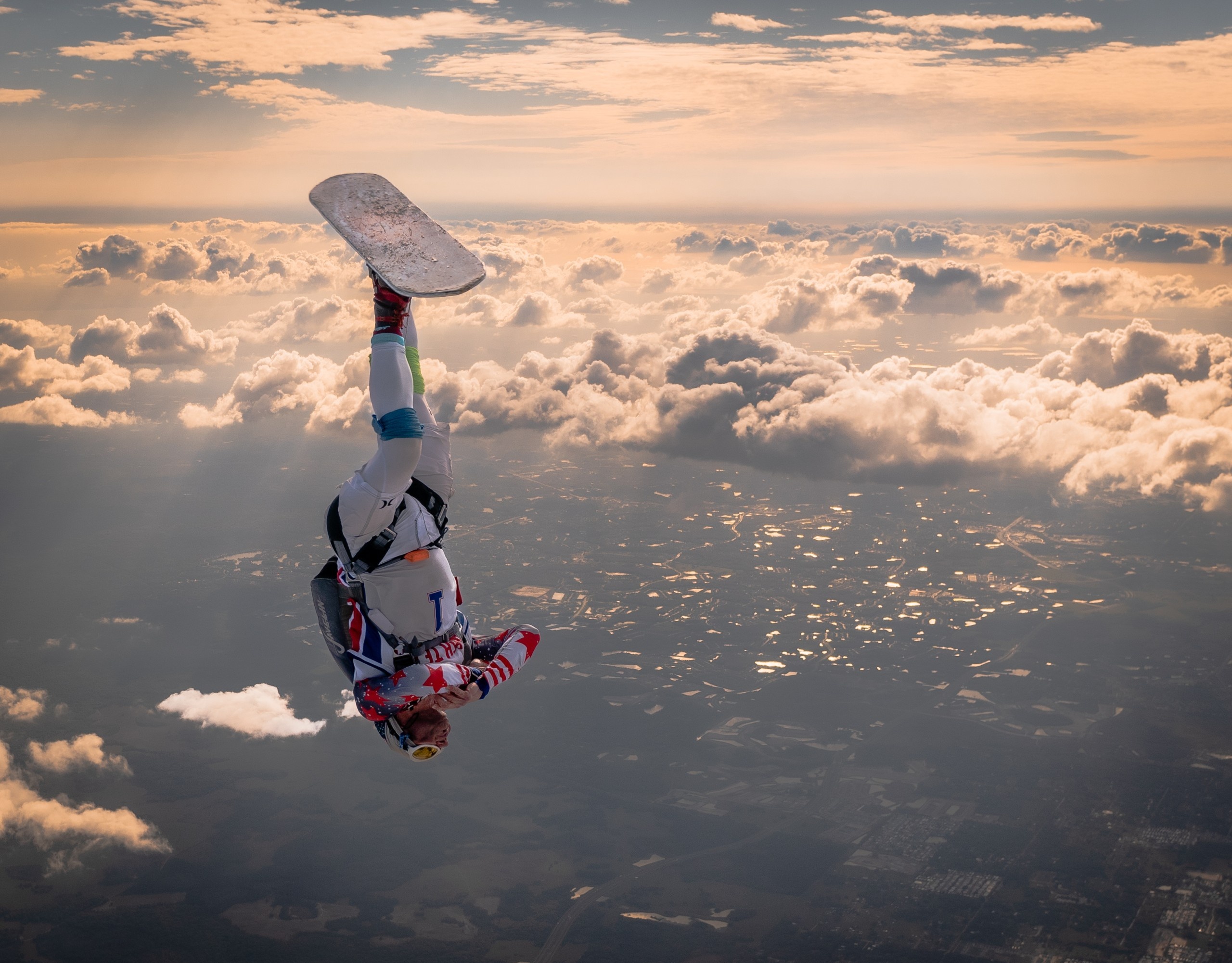 Skysurfing, Excuse me while, Kiss the sky, South magazine, 2560x2010 HD Desktop