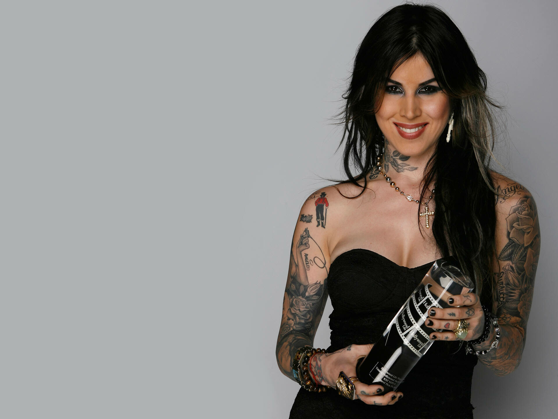 Kat Von D, Fanpop background, Fans' favorite, Dedicated following, 1920x1440 HD Desktop