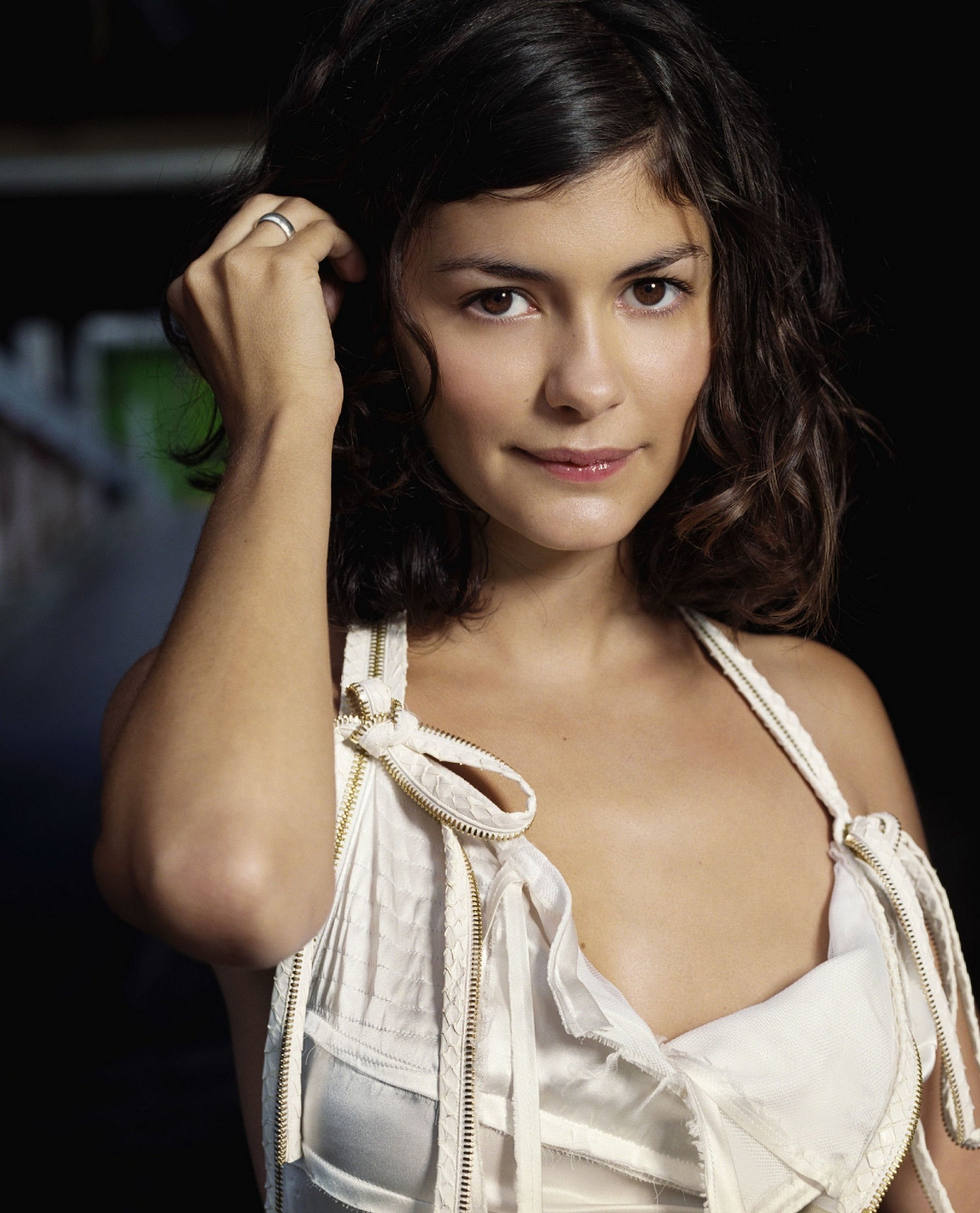 Audrey Tautou, Unknown photoshoot, High quality, Fanpop, 2070x2560 HD Phone