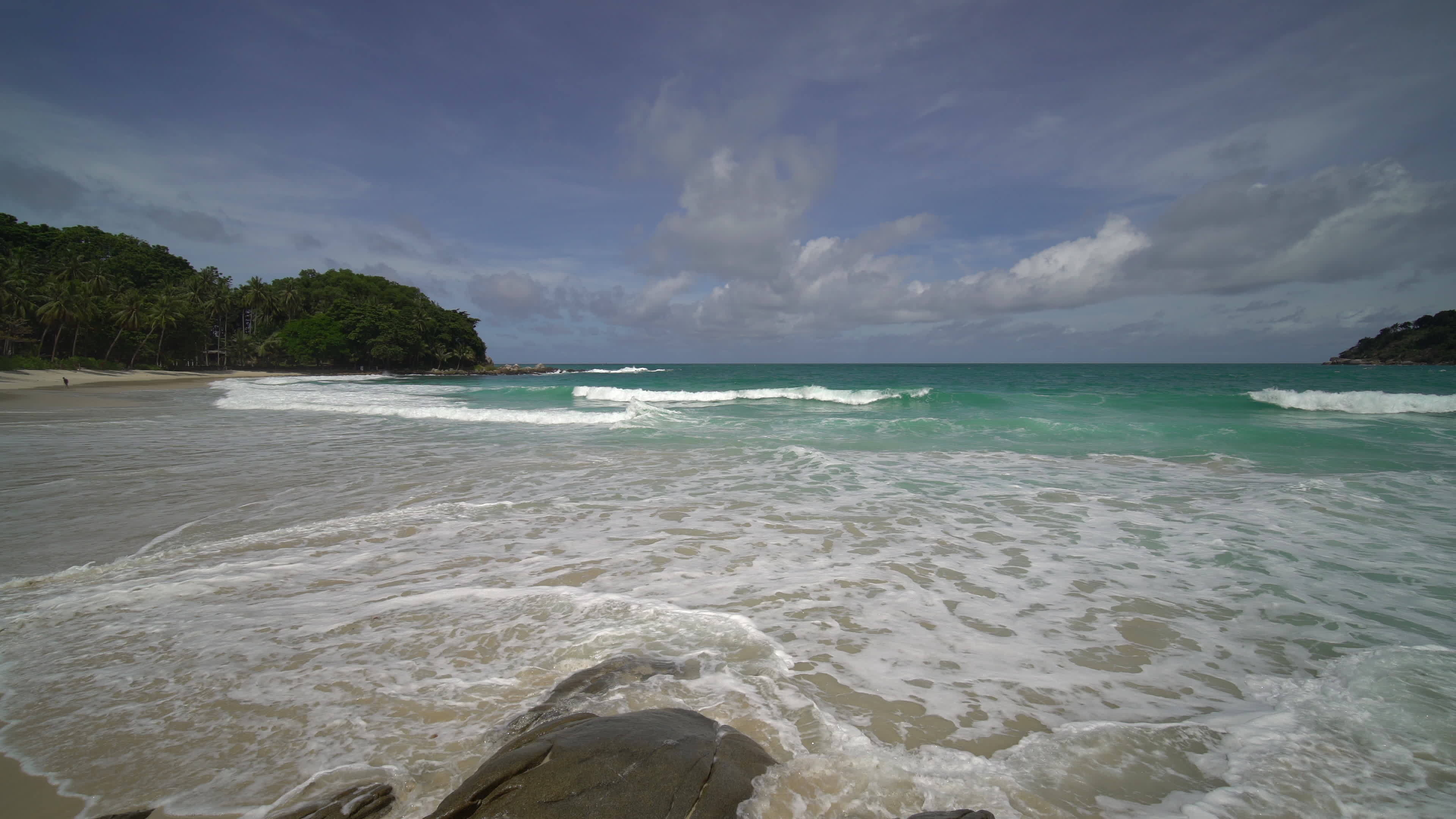 Seascape travels, Tropical beach paradise, Sandy coastline, Foamy waves, 3840x2160 4K Desktop