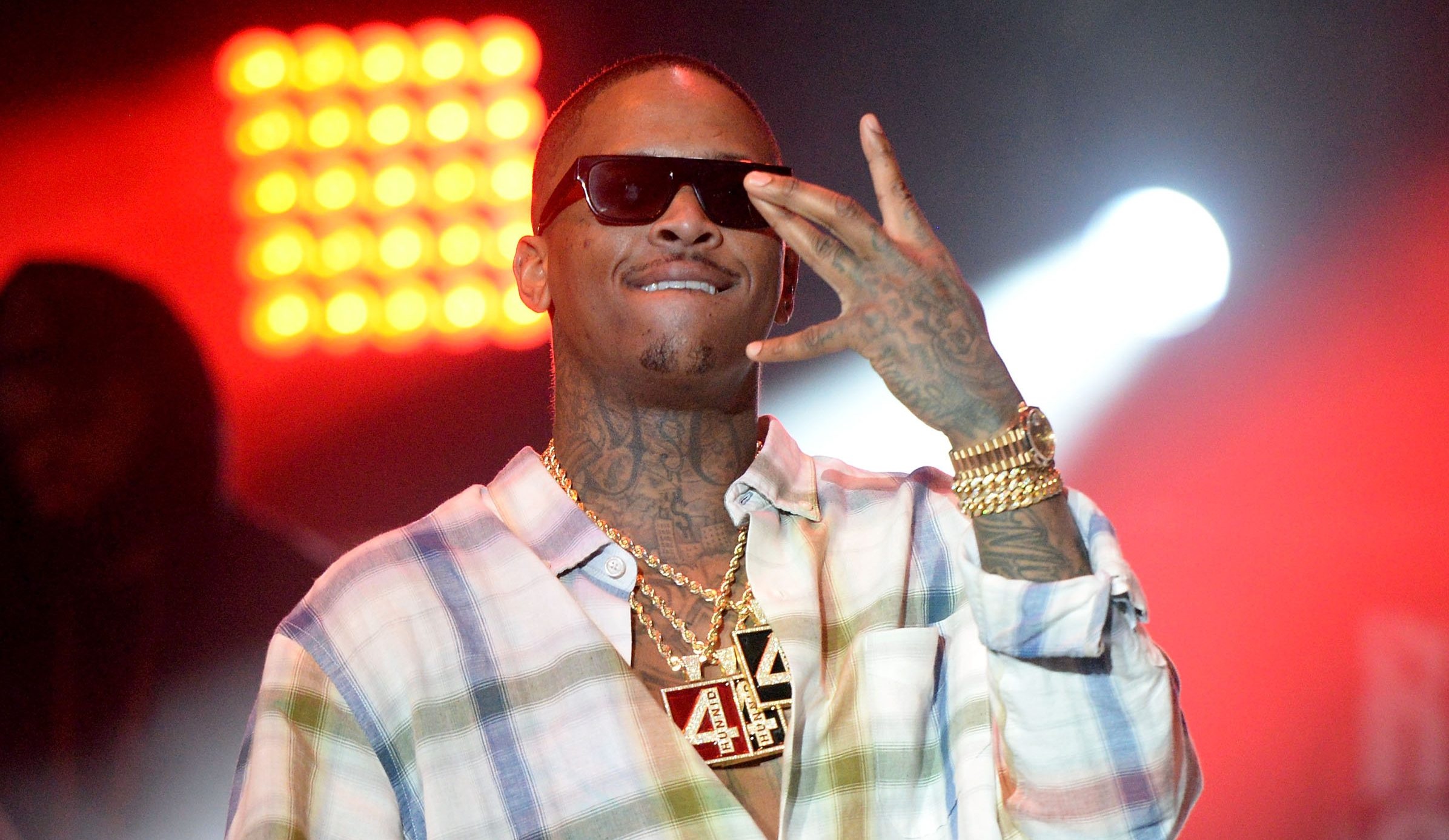 YG's jewelry, YG's collection, YG's style, Hip hop artist, 2400x1390 HD Desktop