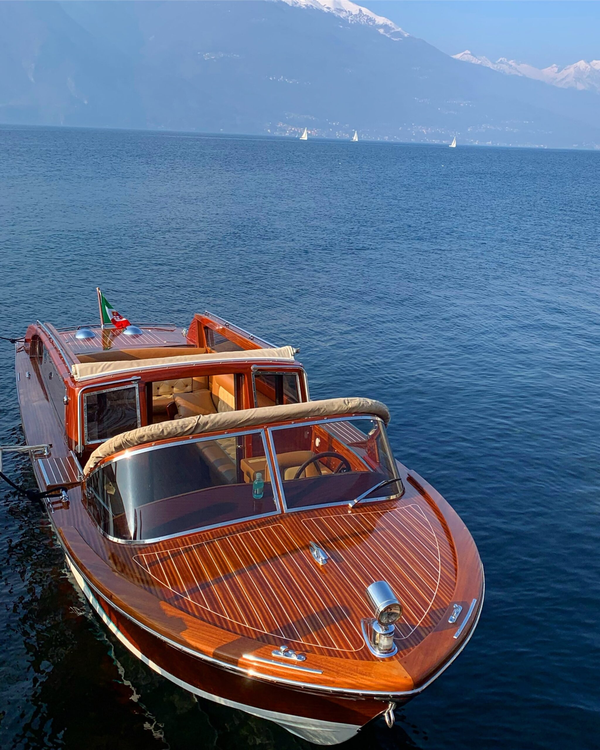 Water taxi, Boats Wallpaper, 2050x2560 HD Phone