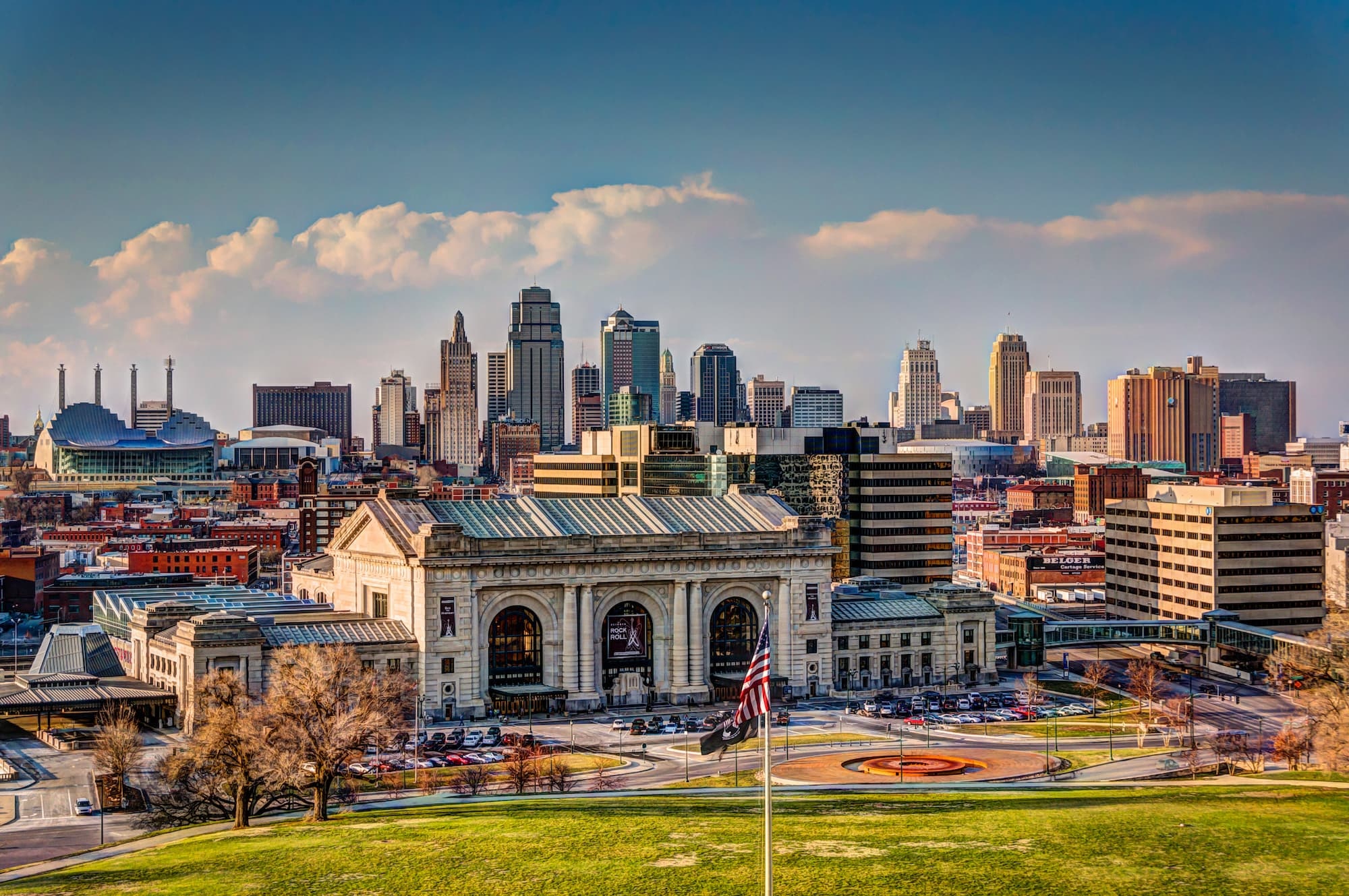 Kansas City Skyline, Online psychology degree, 2000x1330 HD Desktop