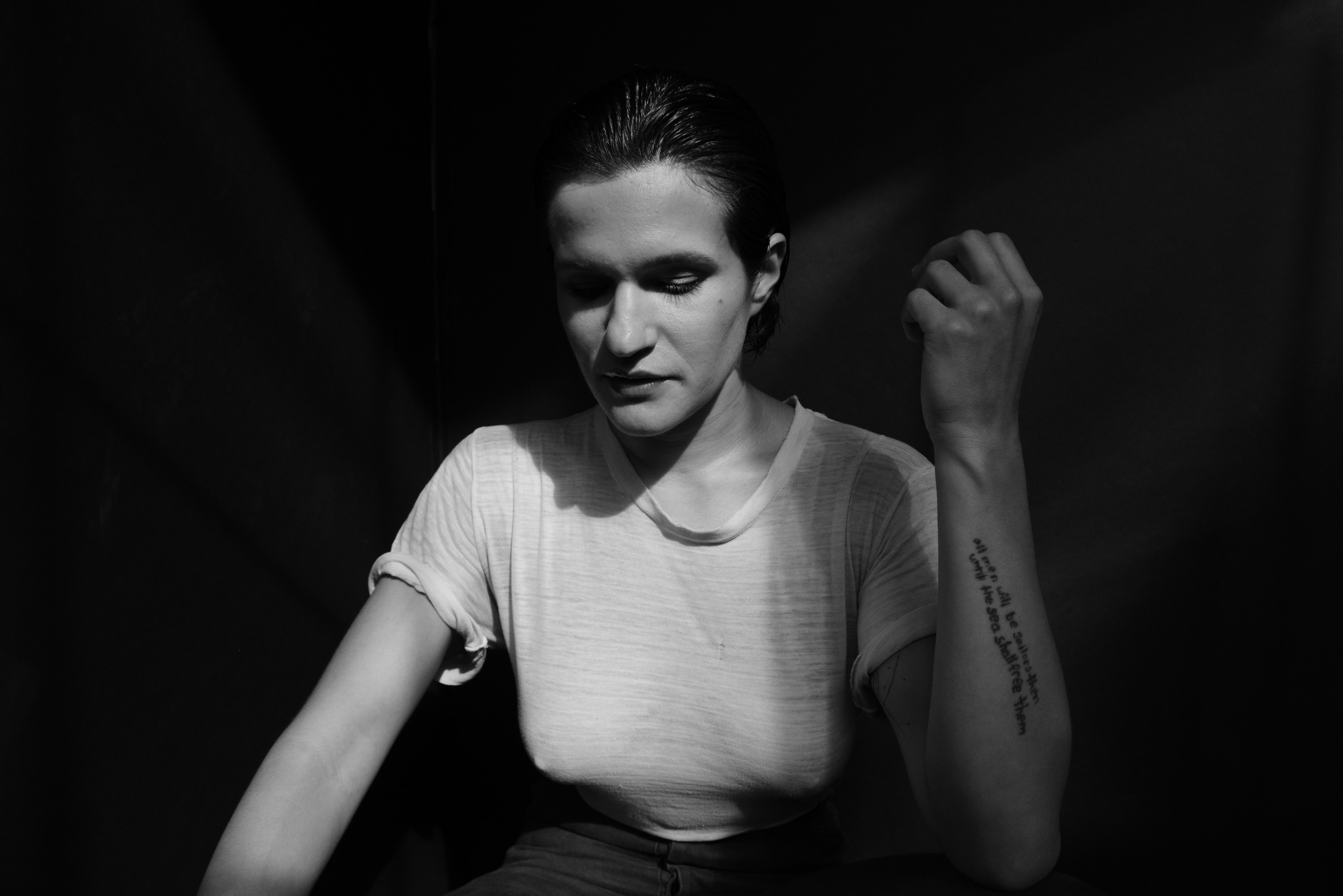 Adrianne Lenker, Solo LP, Abysskiss, DIY Magazine, 3000x2010 HD Desktop