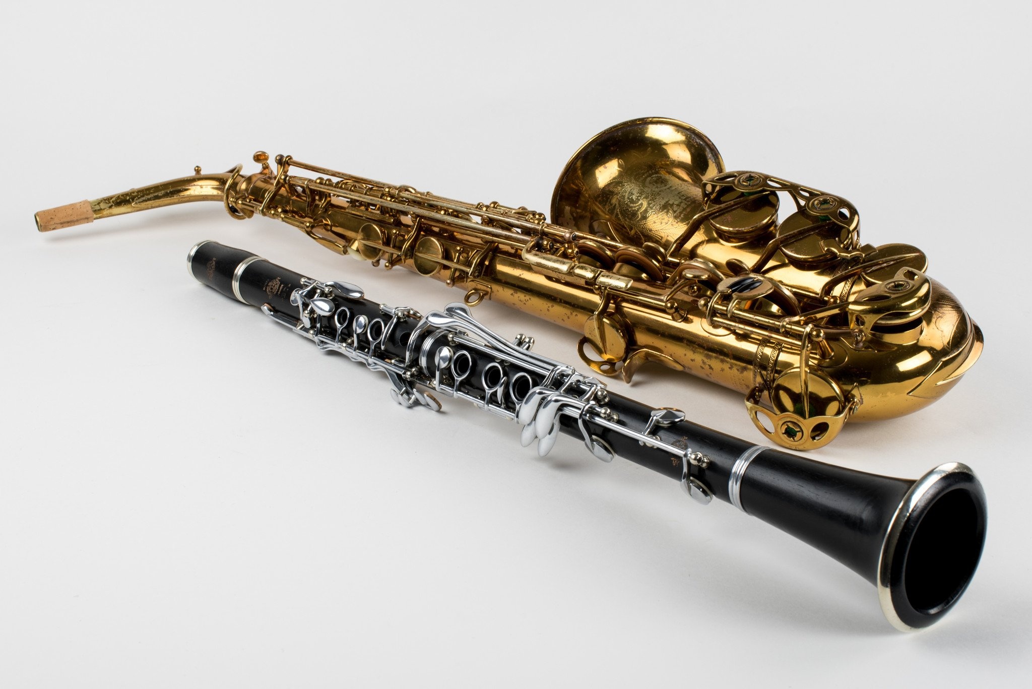 Clarinet, Saxophone Wallpaper, 2050x1370 HD Desktop
