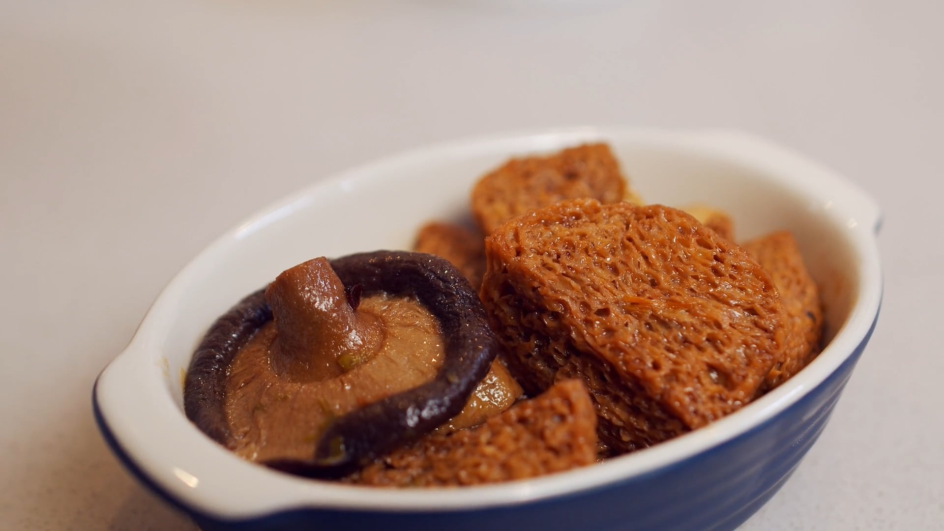 Cooked bowl, Shiitake mushrooms, Stock video, Free, 1920x1080 Full HD Desktop