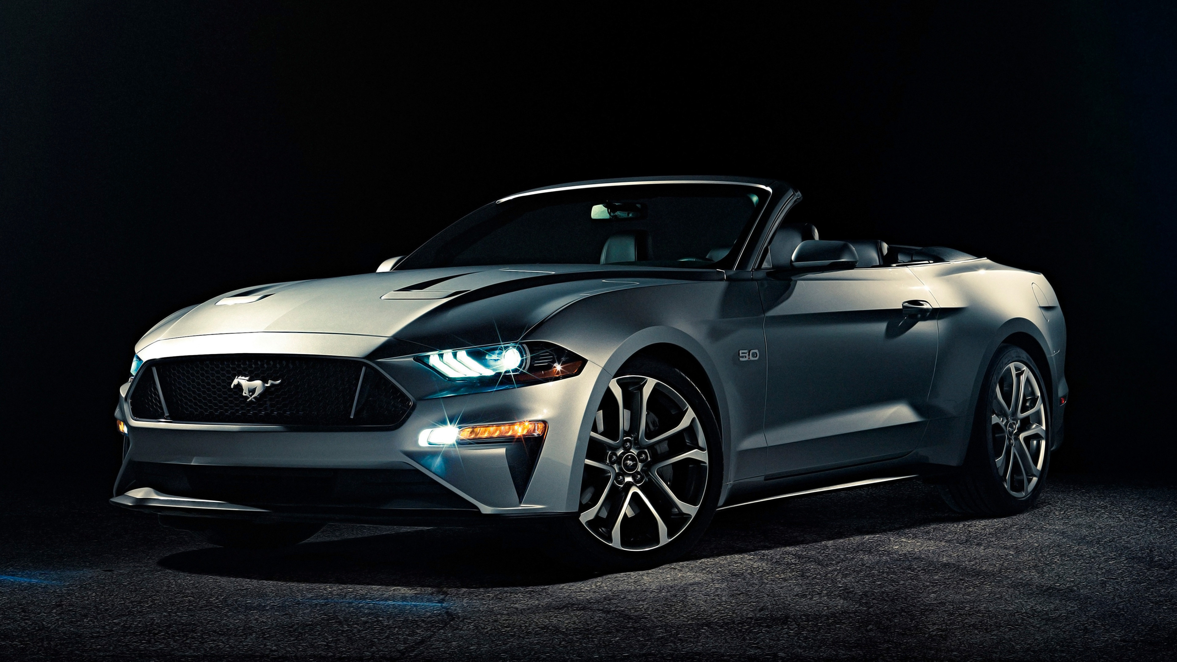 Ford Mustang GT Convertible, Illuminated LED headlights, Dark studio setting, 4K Desktop wallpaper