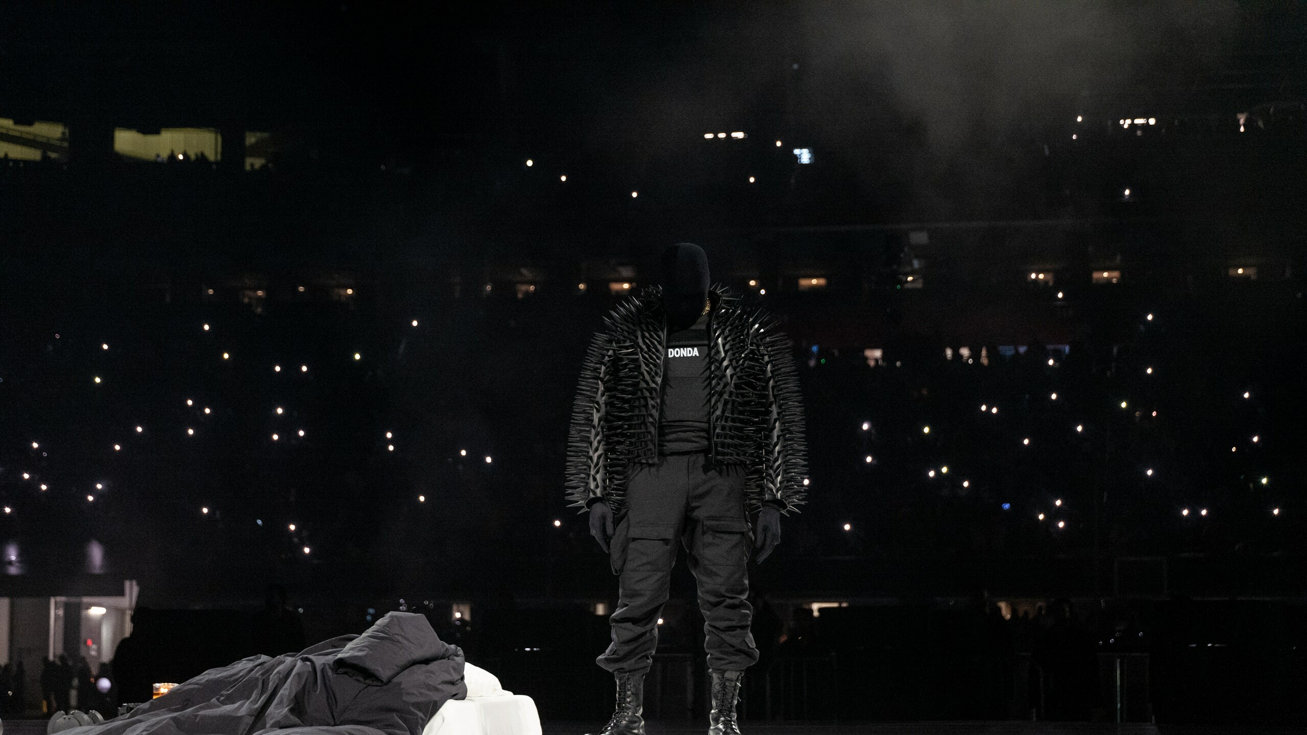 Donda Show, Kanye West Wallpaper, 2560x1440 HD Desktop