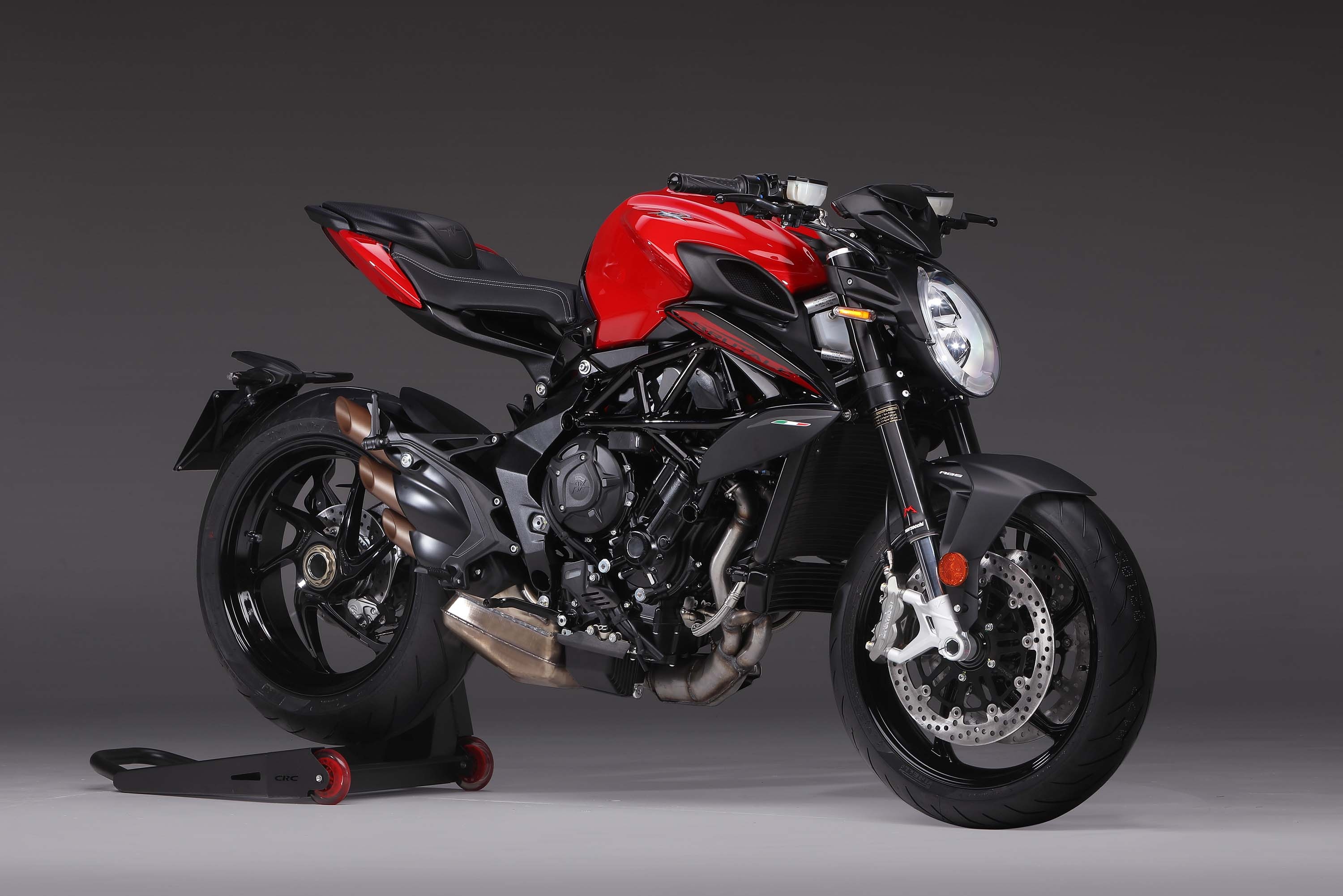 MV Agusta Brutale Rosso, Stylish motorcycle, Italian craftsmanship, Powerful performance, 3000x2010 HD Desktop