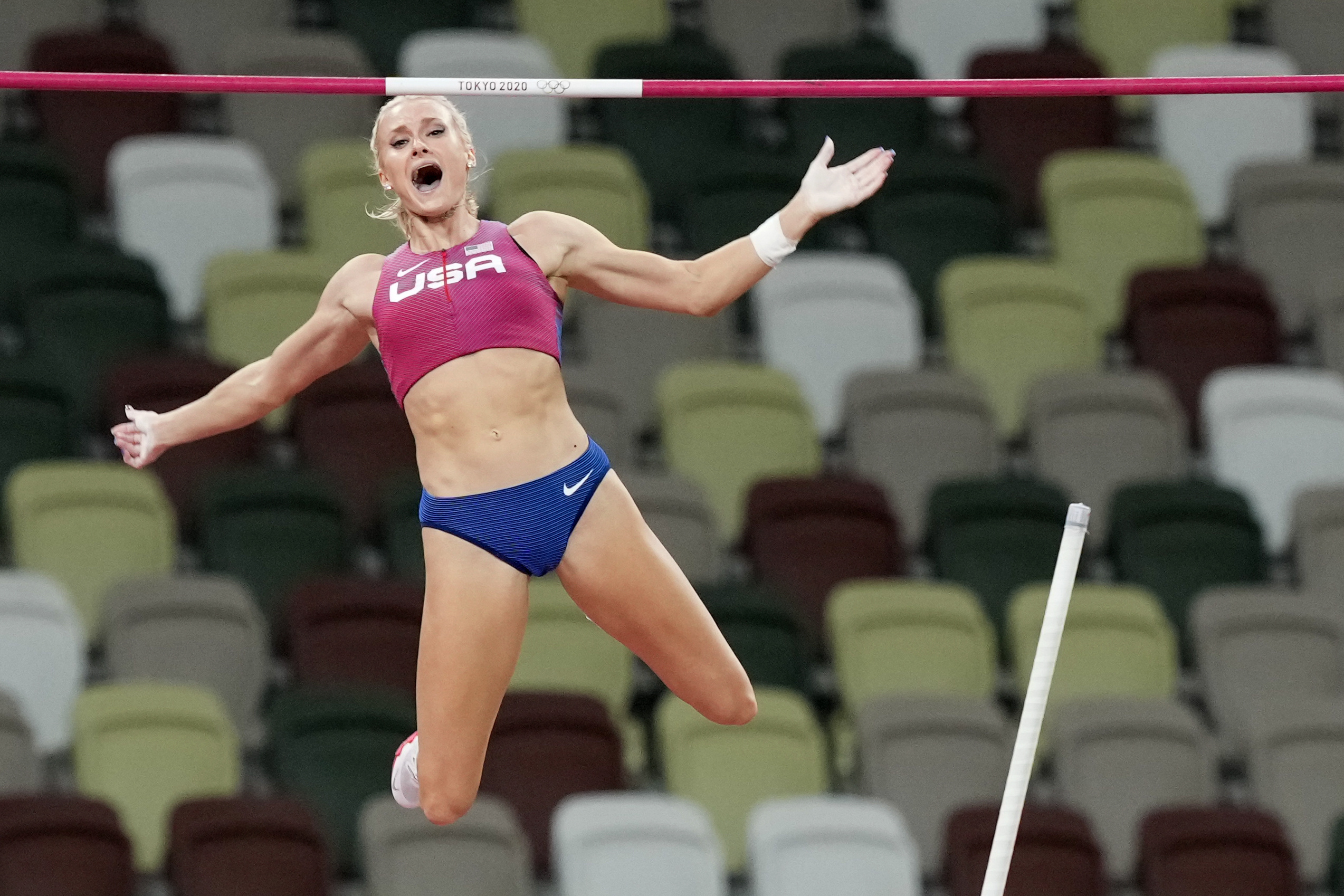 Sandi Morris, Olympic disappointment, Pole vault aspirations, Dreams shattered, 2550x1700 HD Desktop