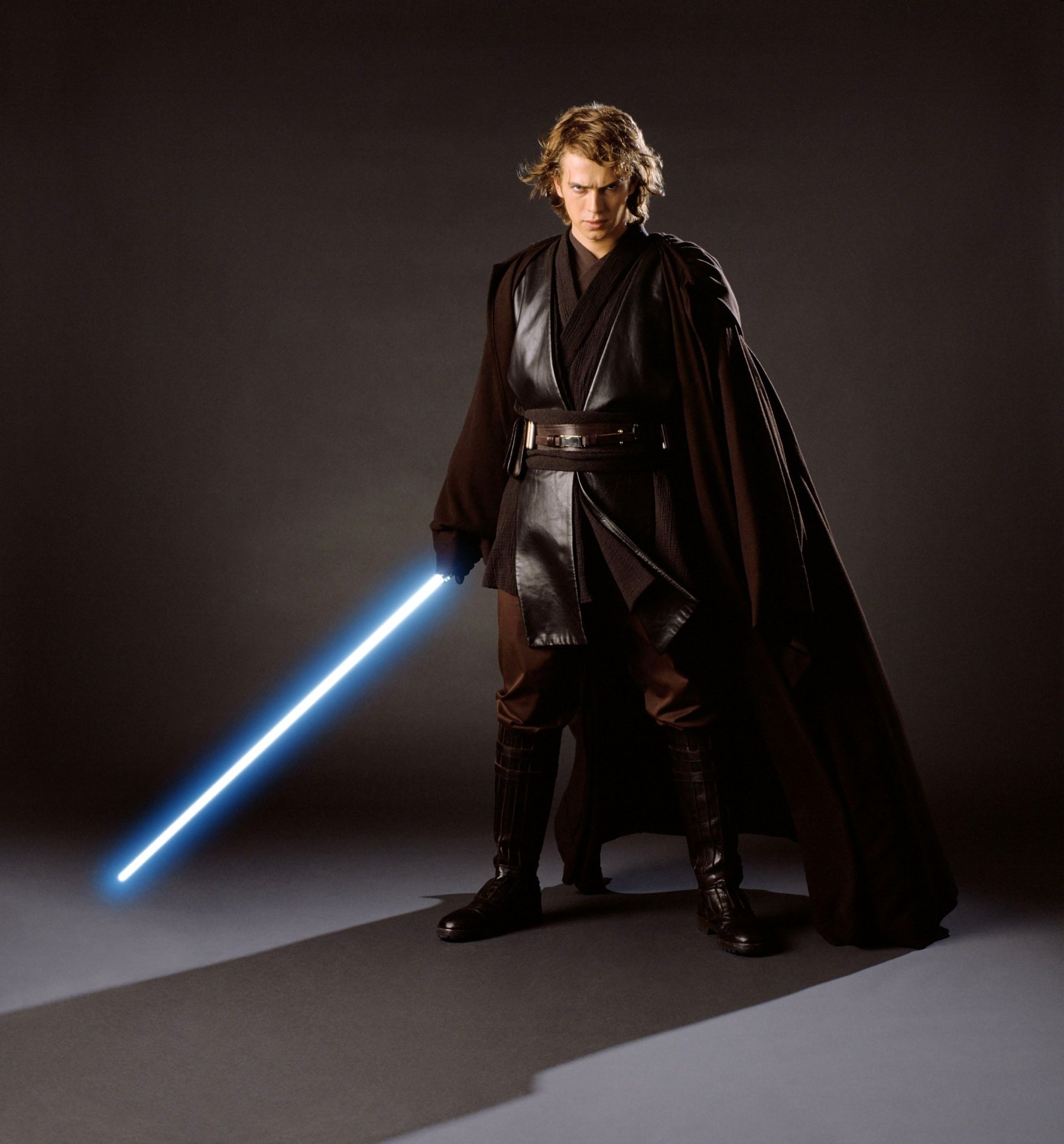 Anakin Skywalker, Hayden Christensen, Glowing blue lightsaber, HD Phone wallpaper
