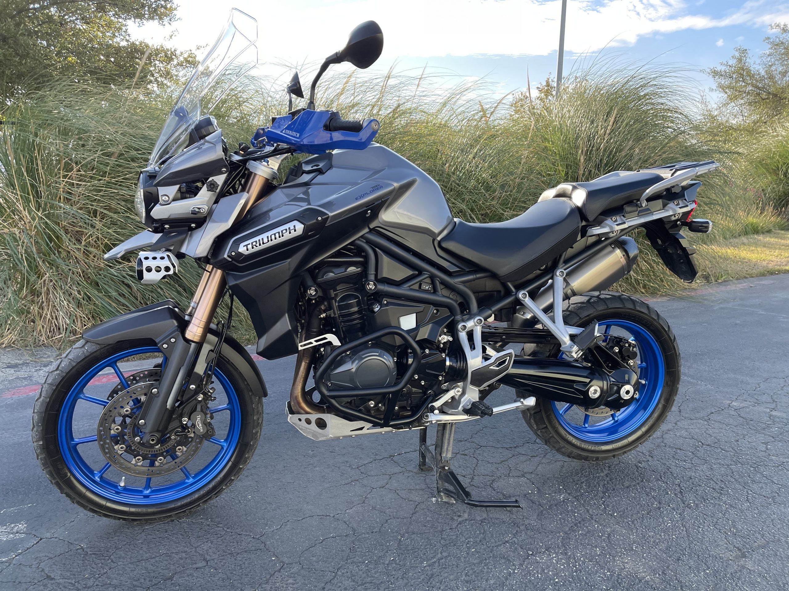 Triumph Tiger 1200, Auto archives, Motorcycle shop, Vintage motorcycle, 2560x1920 HD Desktop