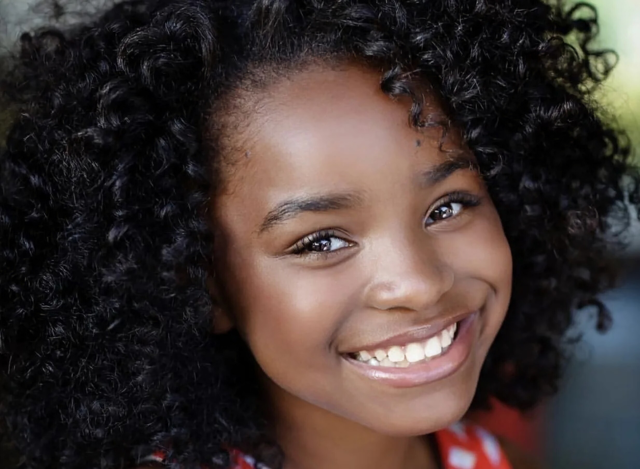 Saniyya Sidney, Talented young actress, Memorable performances, Screen presence, 2470x1810 HD Desktop