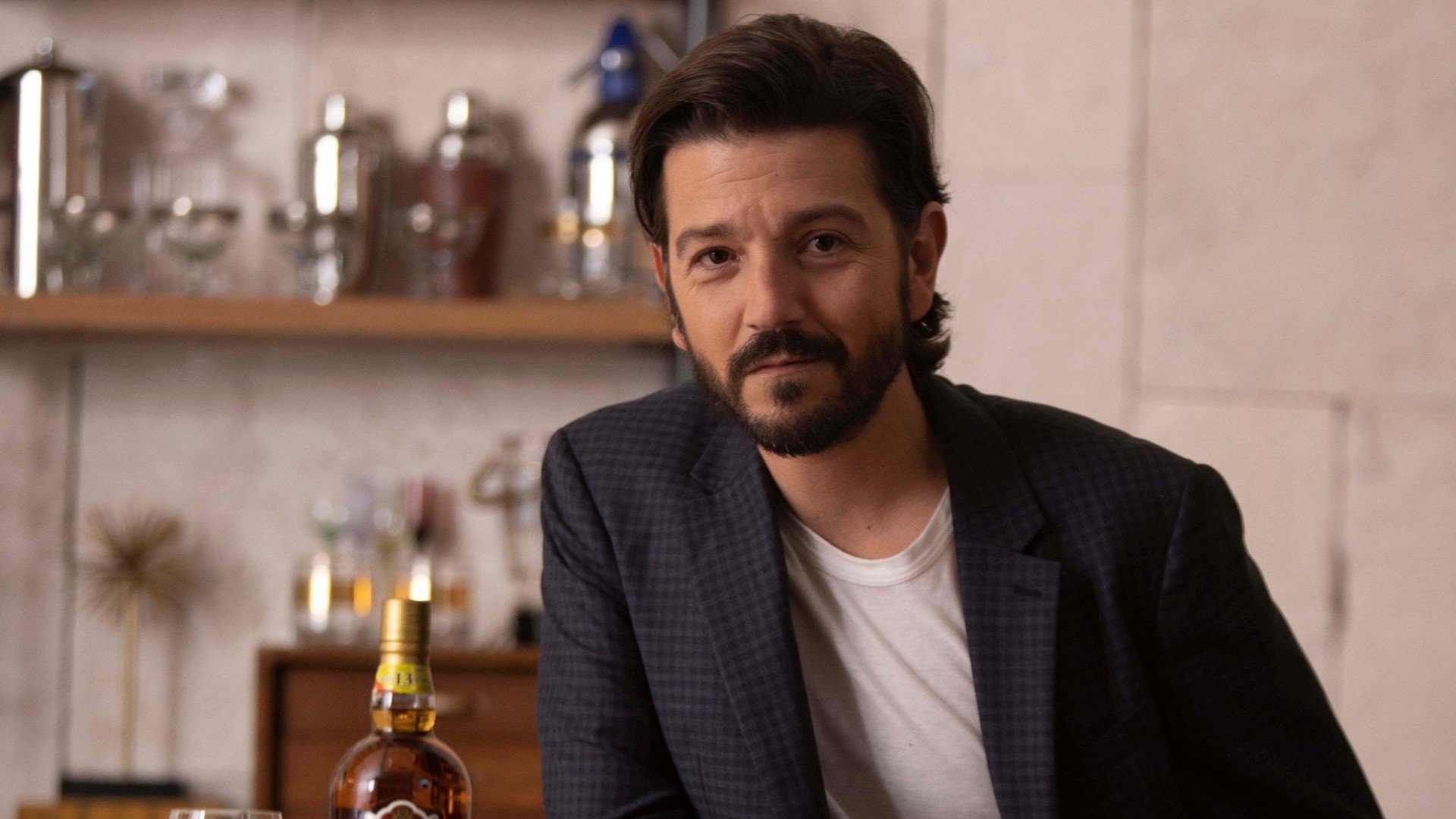 Diego Luna, Success story, Chivas Regal blend, Inspiring achievement, 1920x1080 Full HD Desktop