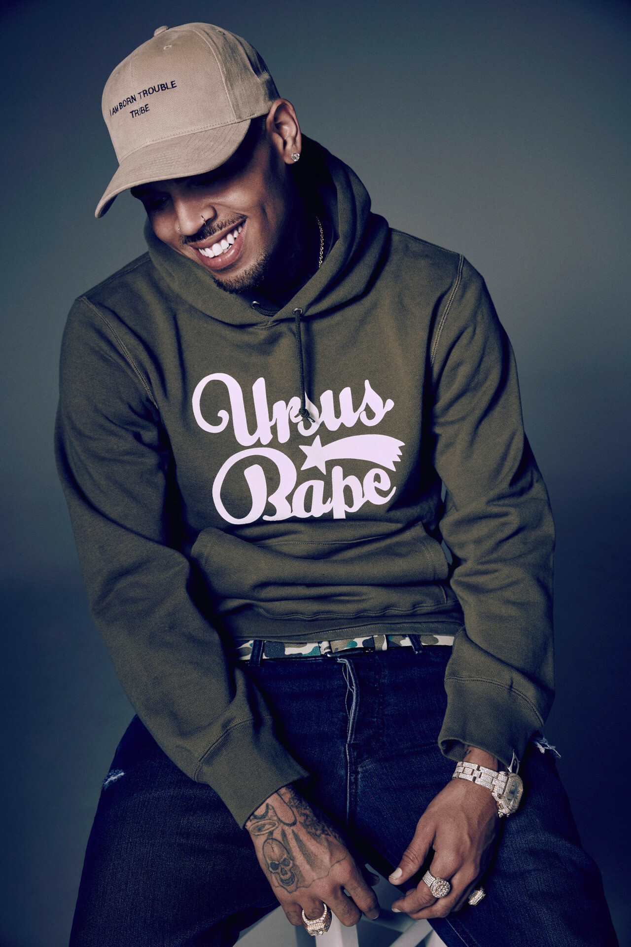 Chris Brown's allure, Striking visuals, Iconic style, Musical brilliance, 1280x1920 HD Phone
