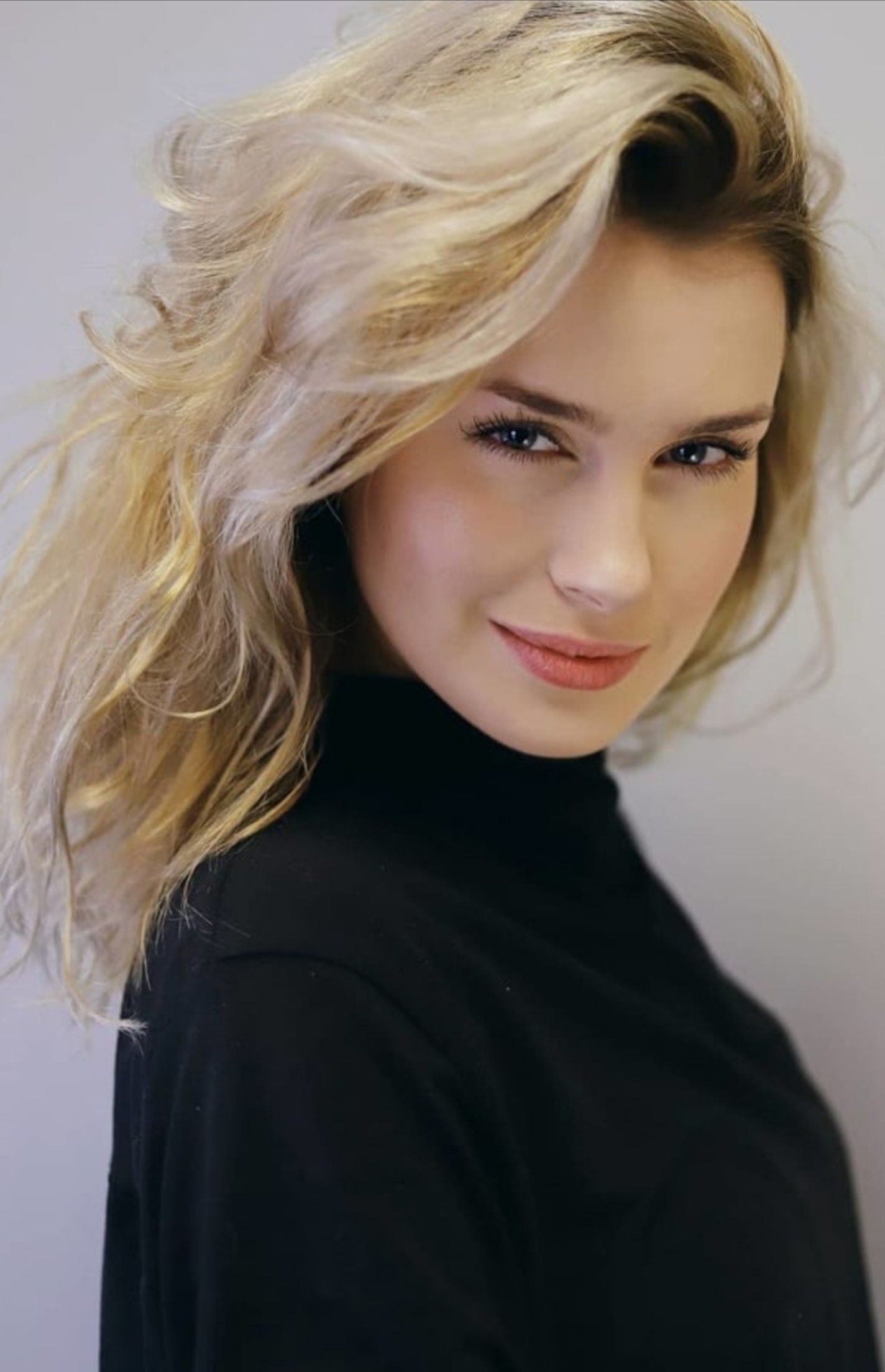 Anna Maria Sieklucka, Classy photography, Beautiful girl, 1430x2210 HD Phone