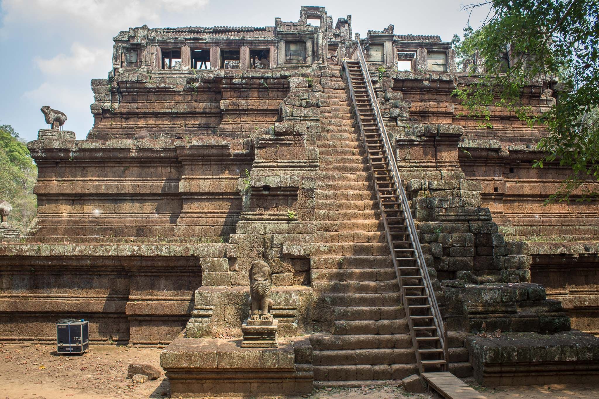 Angkor temples, Siem Reap itinerary, Cool places, Cambodia travel, 2050x1370 HD Desktop