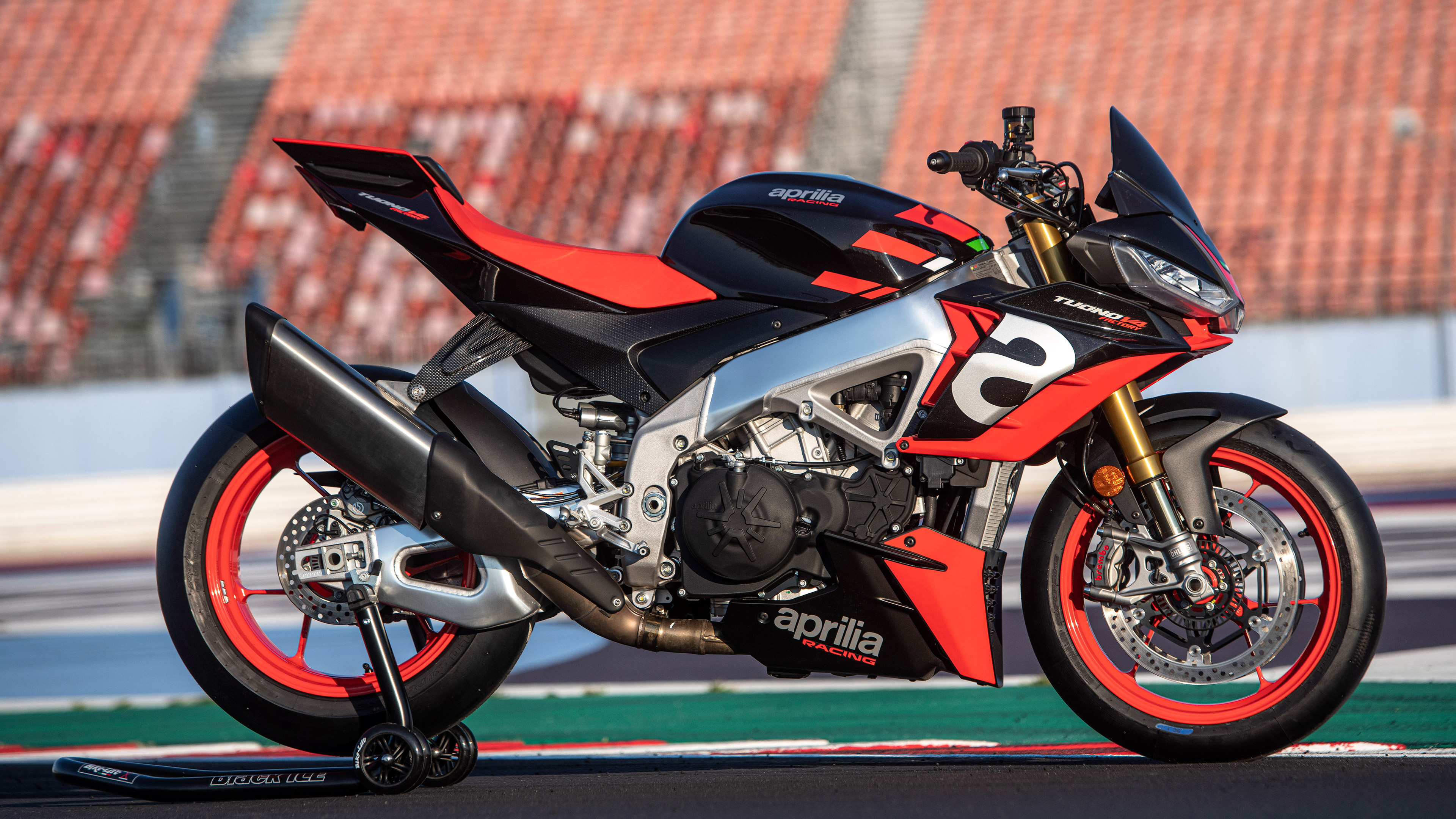 Aprilia Tuono V4, Factory 2021, High Performance, Italian Design, 3840x2160 4K Desktop