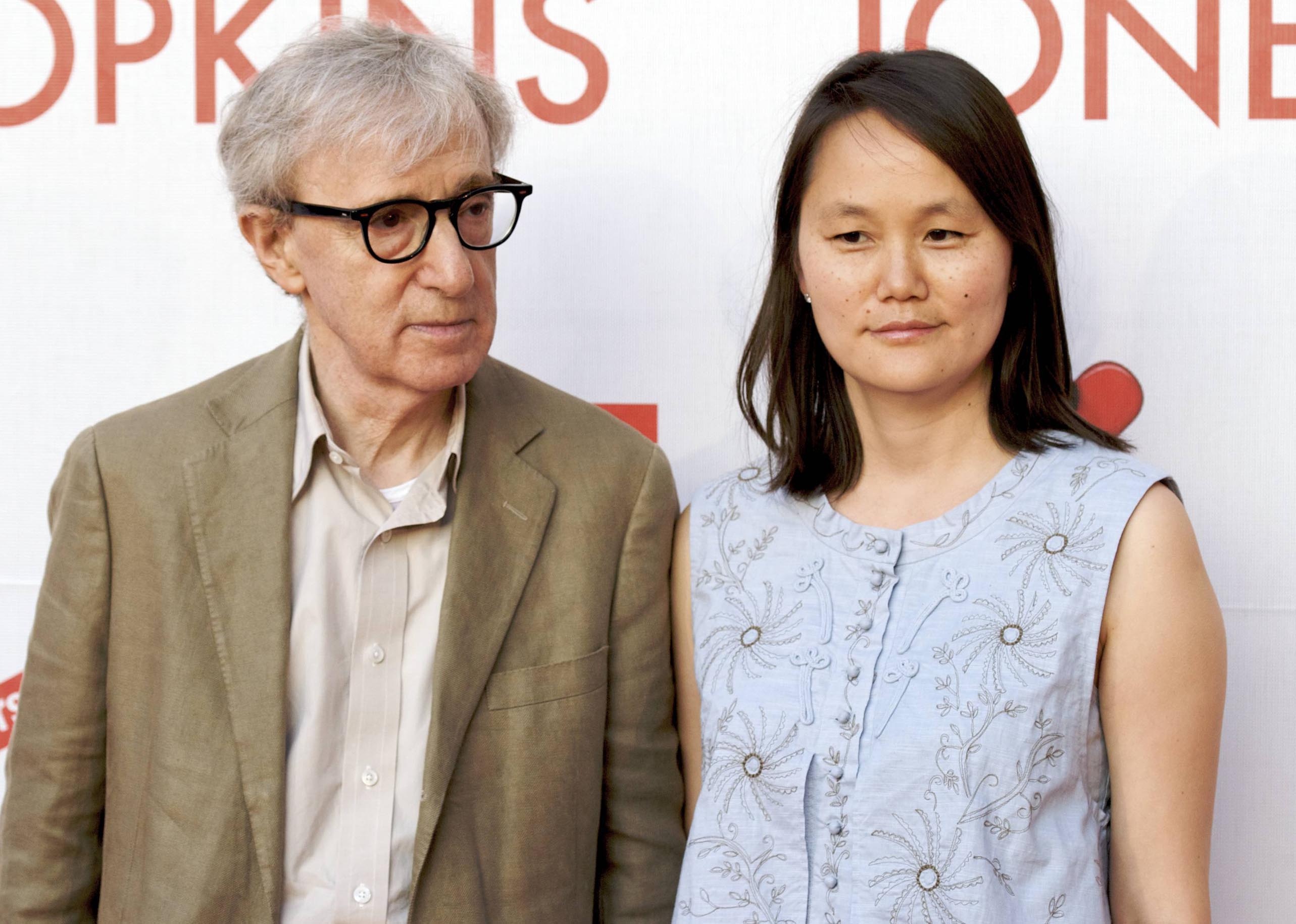 Woody Allen, Soon-Yi Previn, Hitting back, Allen v. Farrow, 2570x1830 HD Desktop