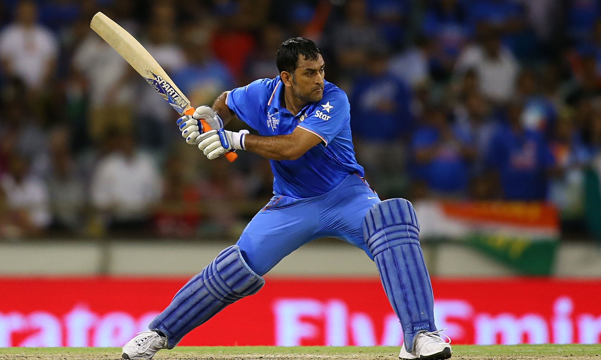 MS Dhoni, Spartan cricket bat, India national cricket team uniform, HD Desktop wallpaper