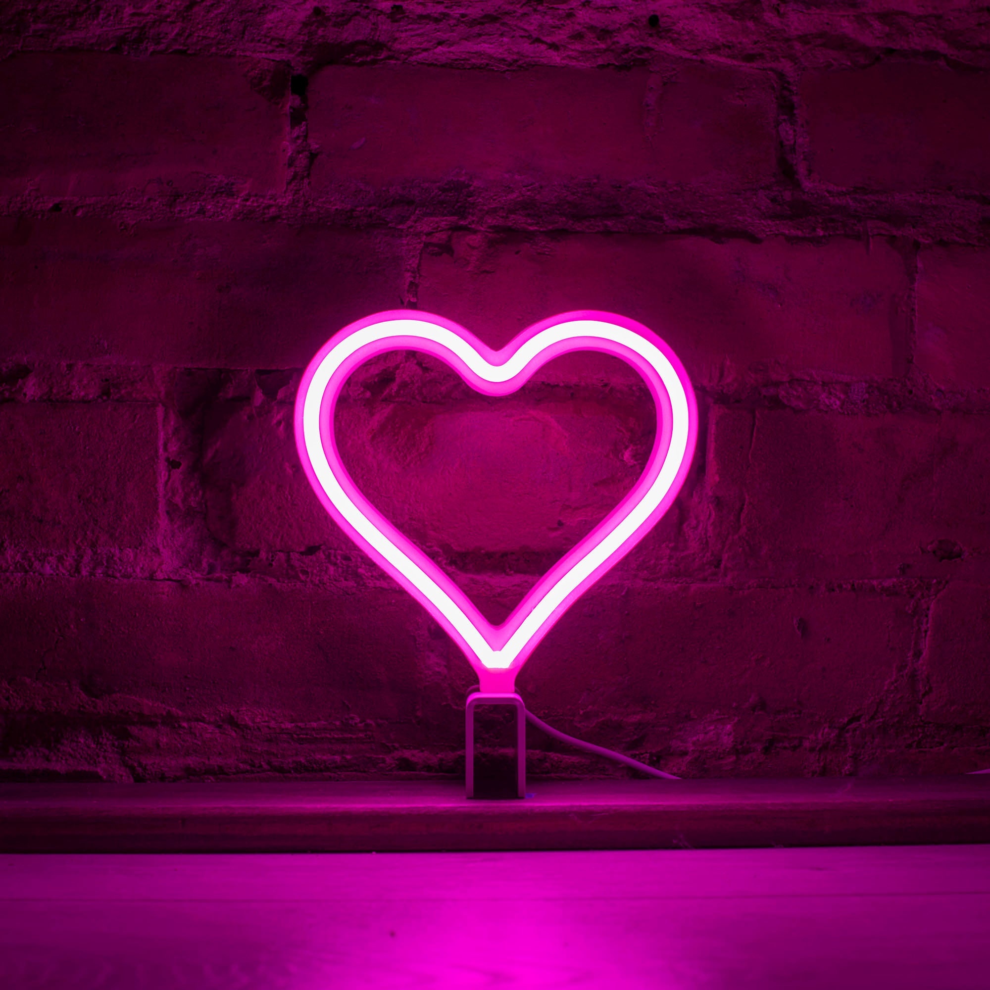 pink neon heart lamp, exposed brick wall, pink neon lighting, HD Phone wallpaper