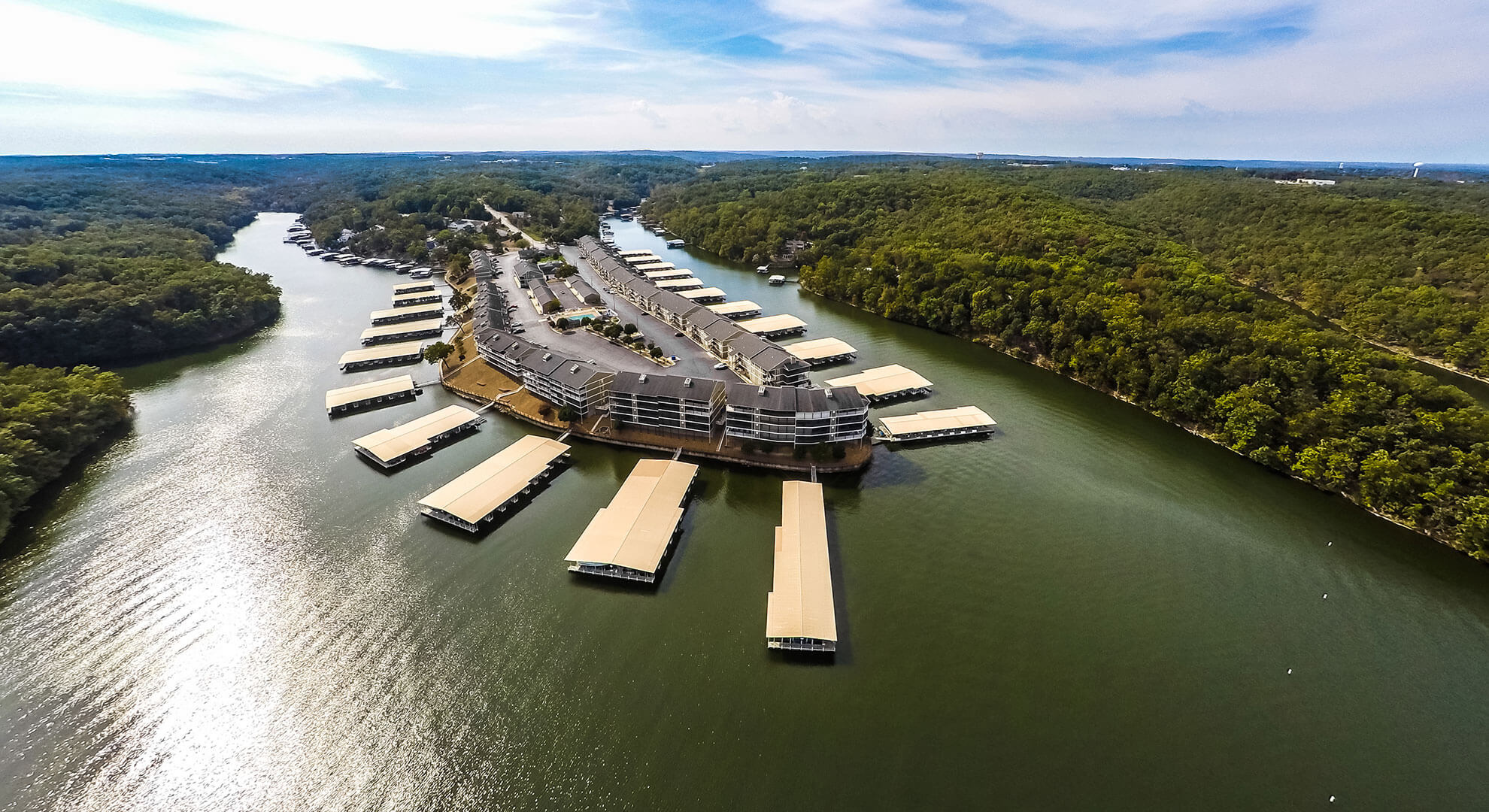 Lake of the Ozarks serenity, Lazy days condominiums, Vacation rentals, Tranquil escapades, 1980x1080 HD Desktop