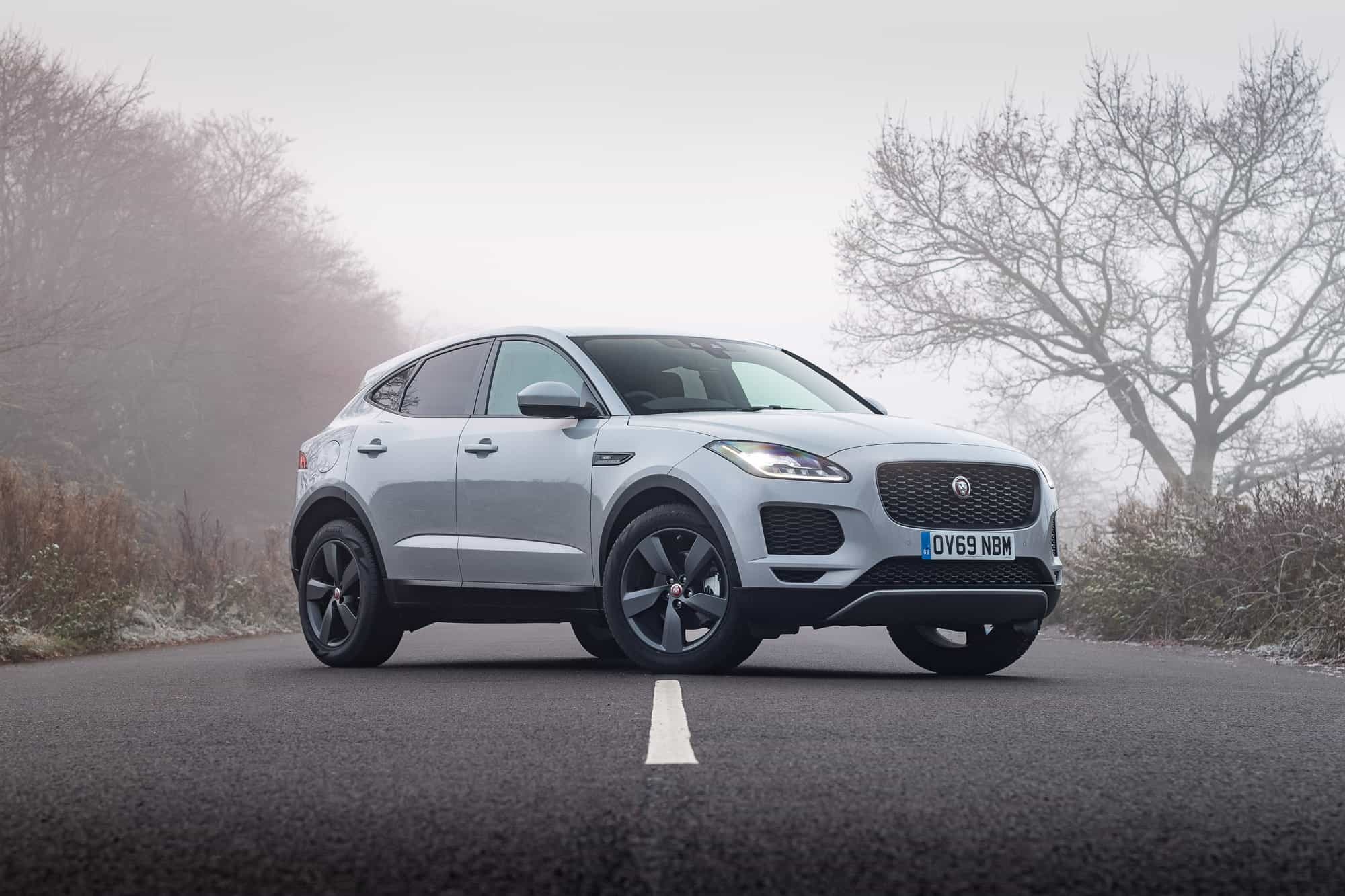 Jaguar E-PACE, Sleek compact SUV, SE model, Dynamic performance, 2000x1340 HD Desktop