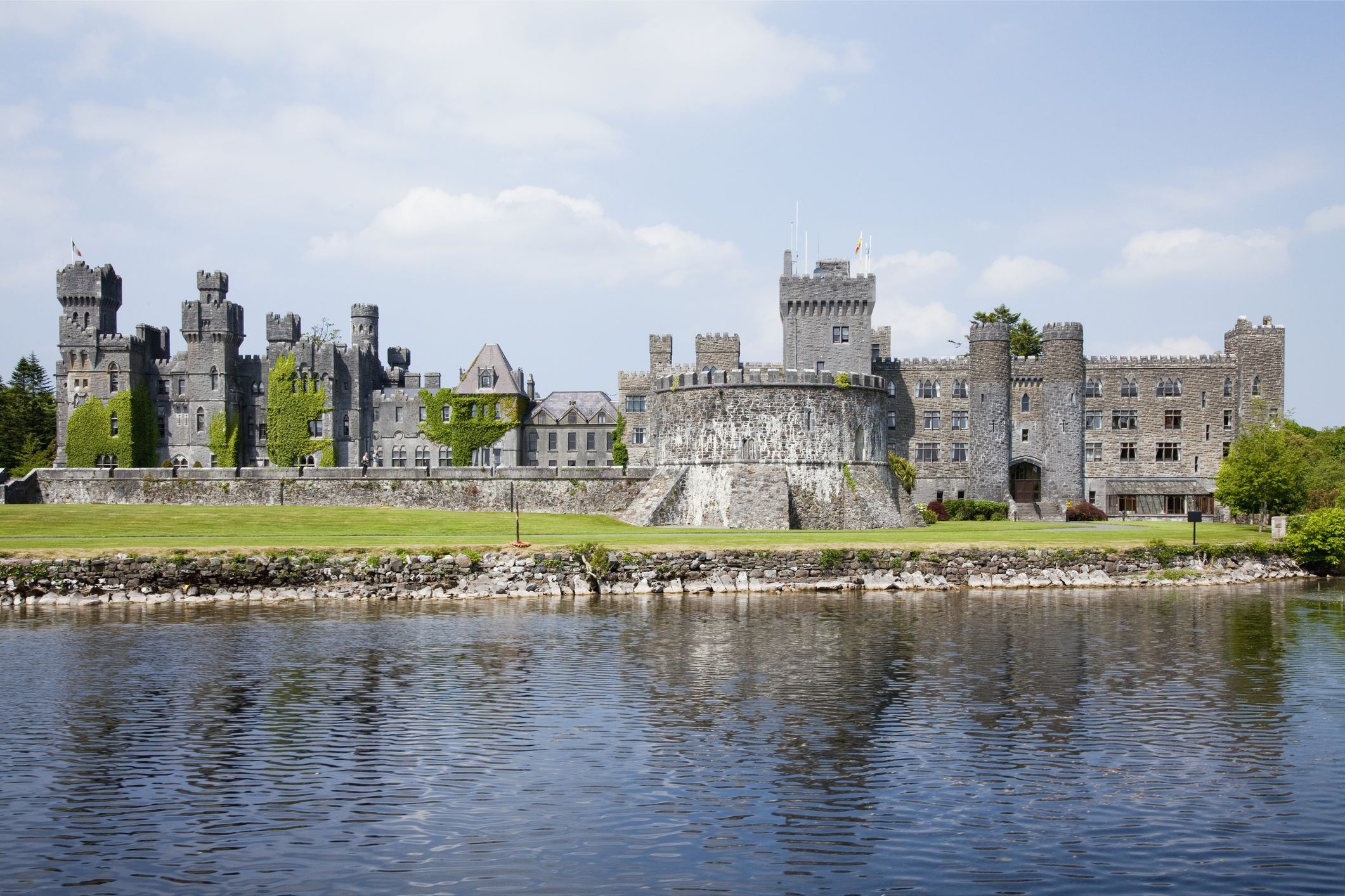 Ashford Castle, Irish Castle Wallpaper, 2130x1420 HD Desktop