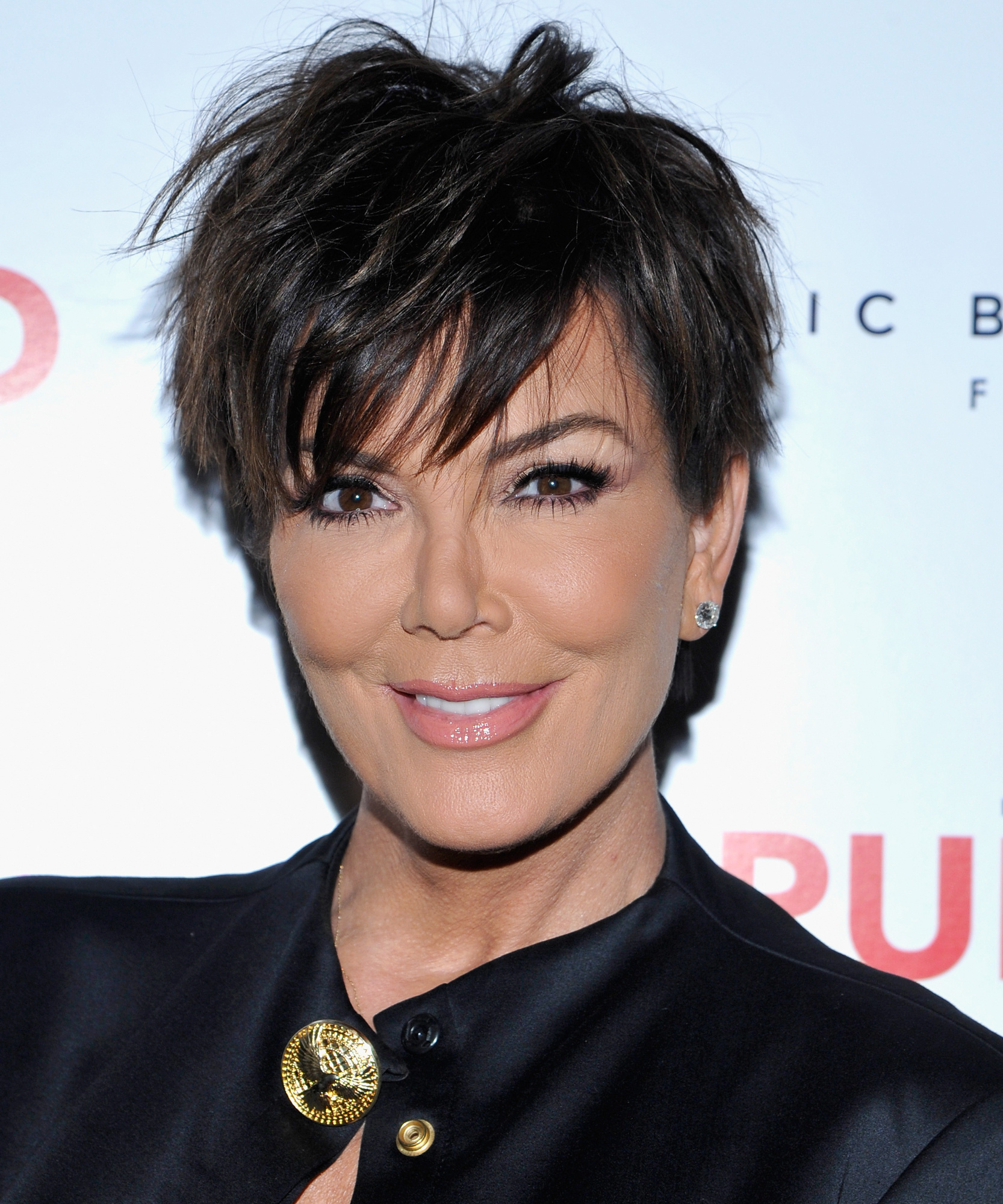 Kris Jenner, Christmas decorations, Stylish home decor, InStyle, 1670x2000 HD Phone