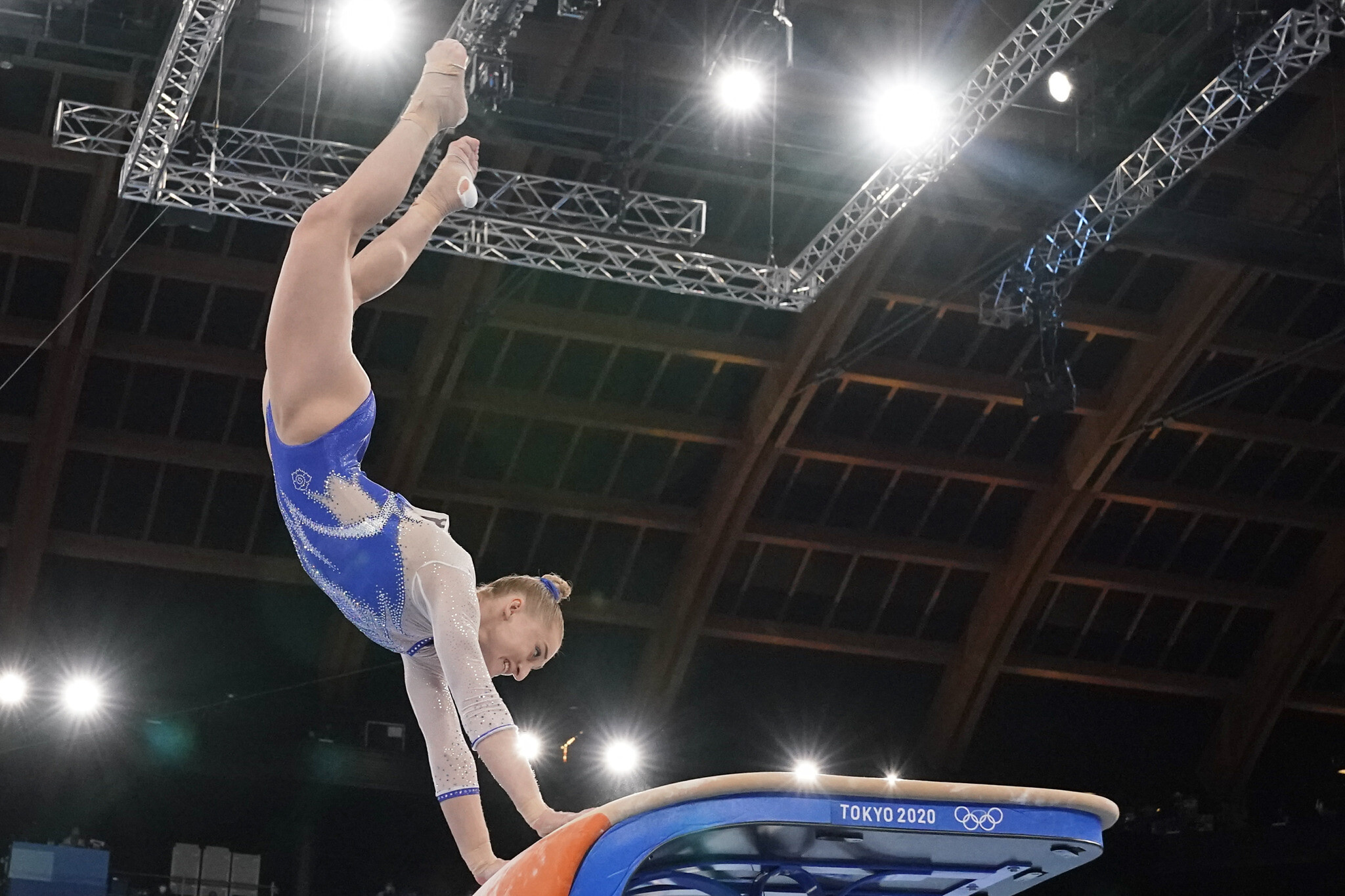 Artistic Gymnastics, Jewish vaulter, Lilia Akhaimova, Gold medal, 2050x1370 HD Desktop