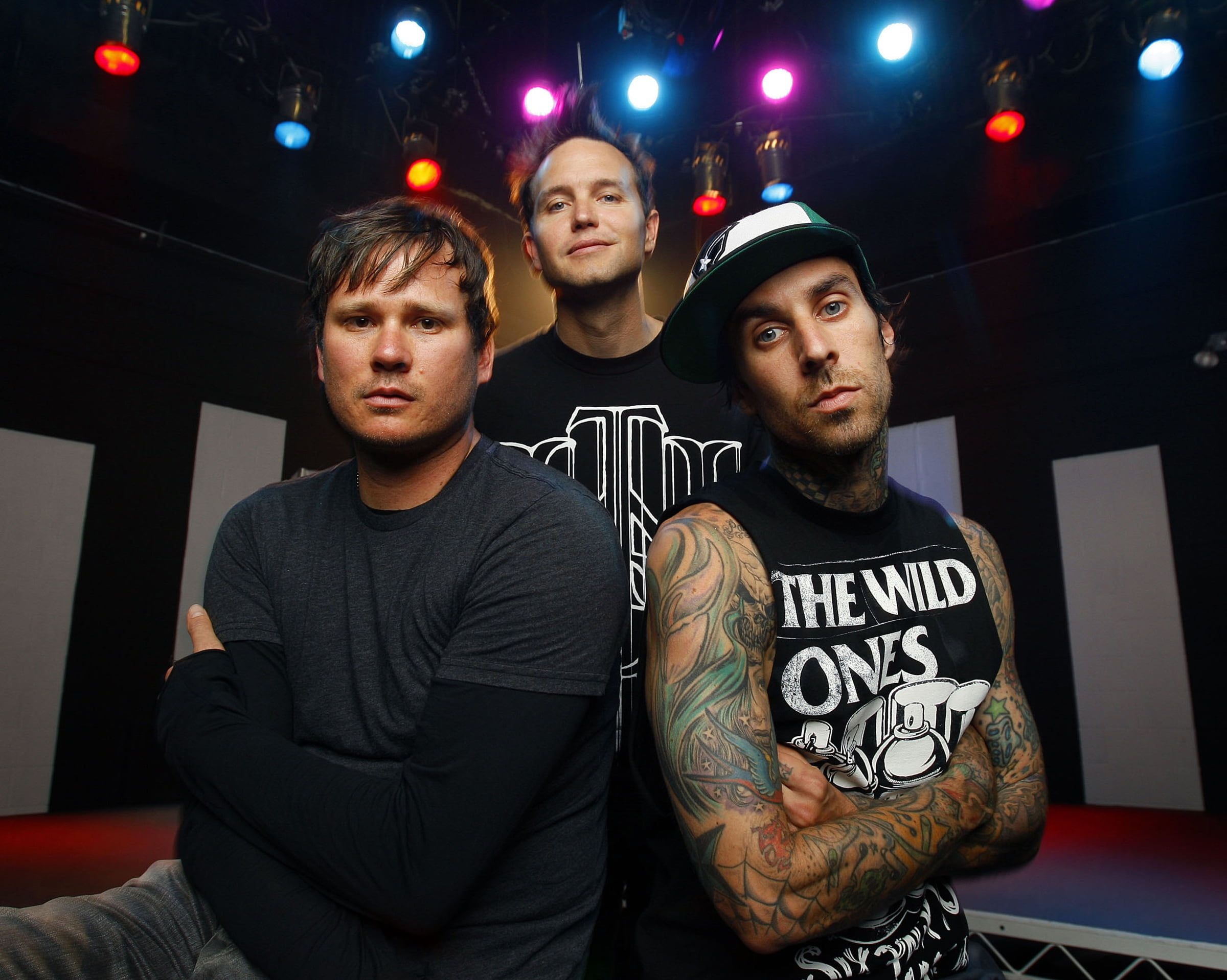 Mark Hoppus, blink 182 guitarist, Tom DeLonge, Travis Barker, 2400x1920 HD Desktop