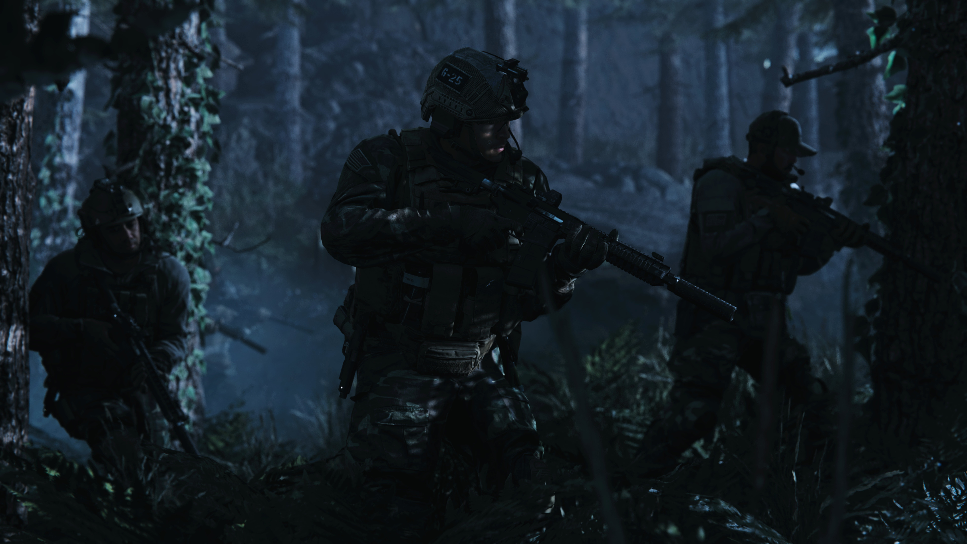 Call of Duty: Modern Warfare, Special forces operators, Dark woodland night mission, 4K Desktop wallpaper