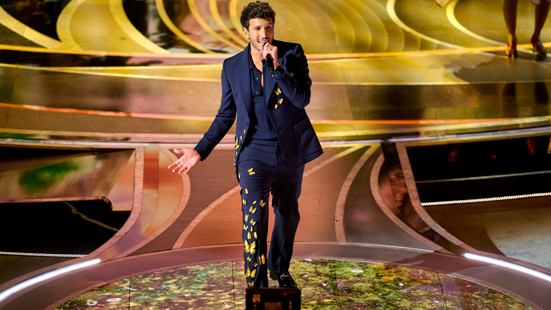 Sebastian Yatra, Touching performance, Oscars 2022, Emotional song, 1920x1080 Full HD Desktop