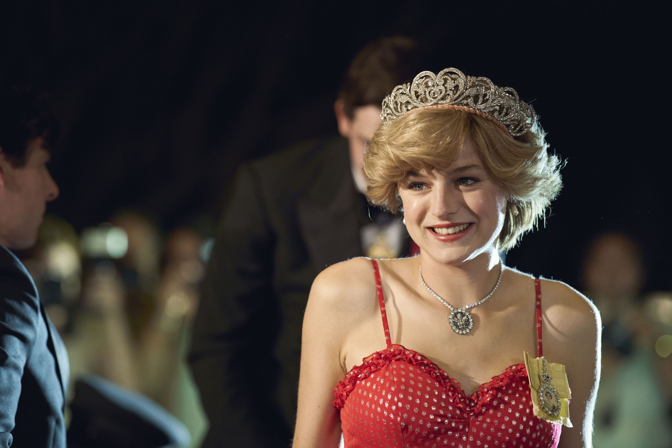 Emma Corrin, Kristen Stewart, Lady Diana, Spencer movie, 2560x1710 HD Desktop